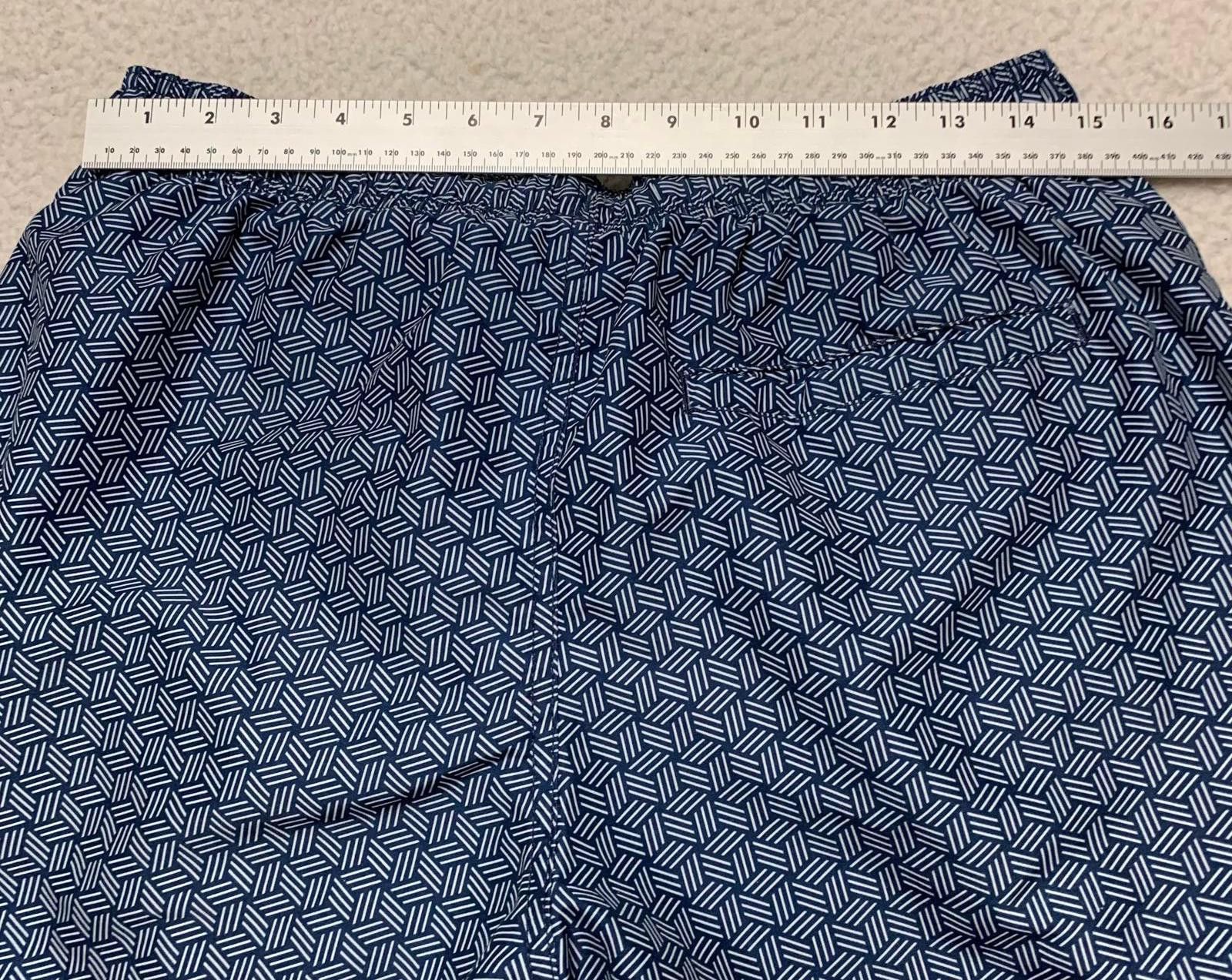 H&M H&M Men's Sz M Navy Geometric Pattern Swim Shorts Trunks Size US 32 / EU 48 - 4 Thumbnail