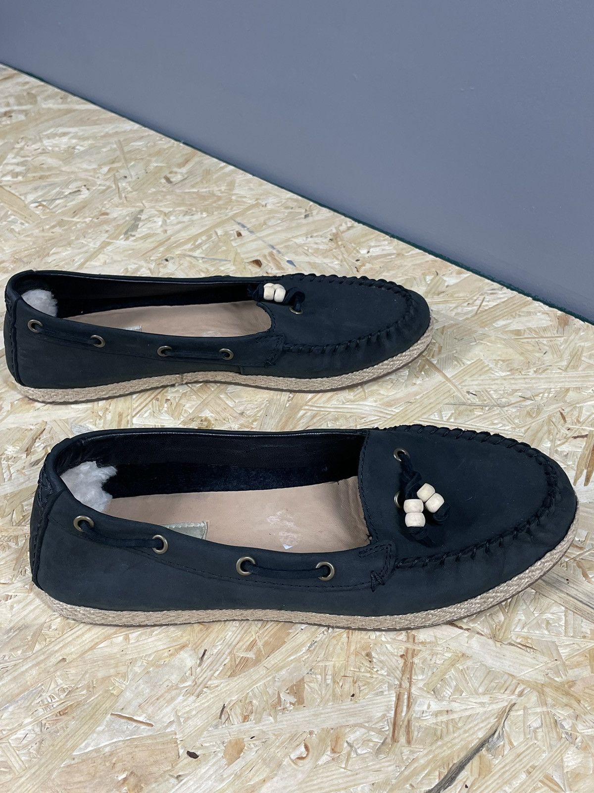 Ugg Ugg Leather flats Size US 8 / IT 38 - 4 Thumbnail