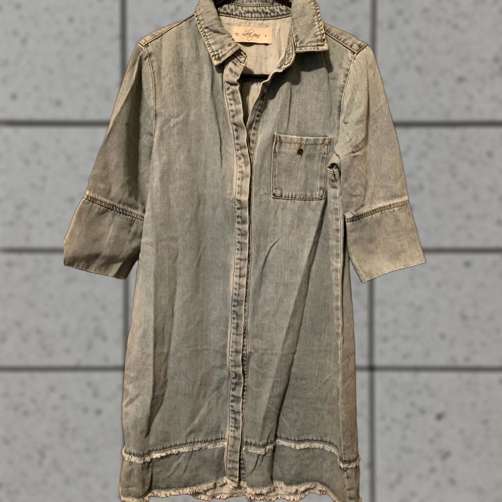 Vintage Lola Jeans Denim Lola Dress Med Denim Blue Knee Length Shirt Dress Women M Blue Lola Jeans Denim Lola Dress Med Shirt Dress Women M Blue Knee Length Size 32" / US 10 / IT 46 - 1 Thumbnail