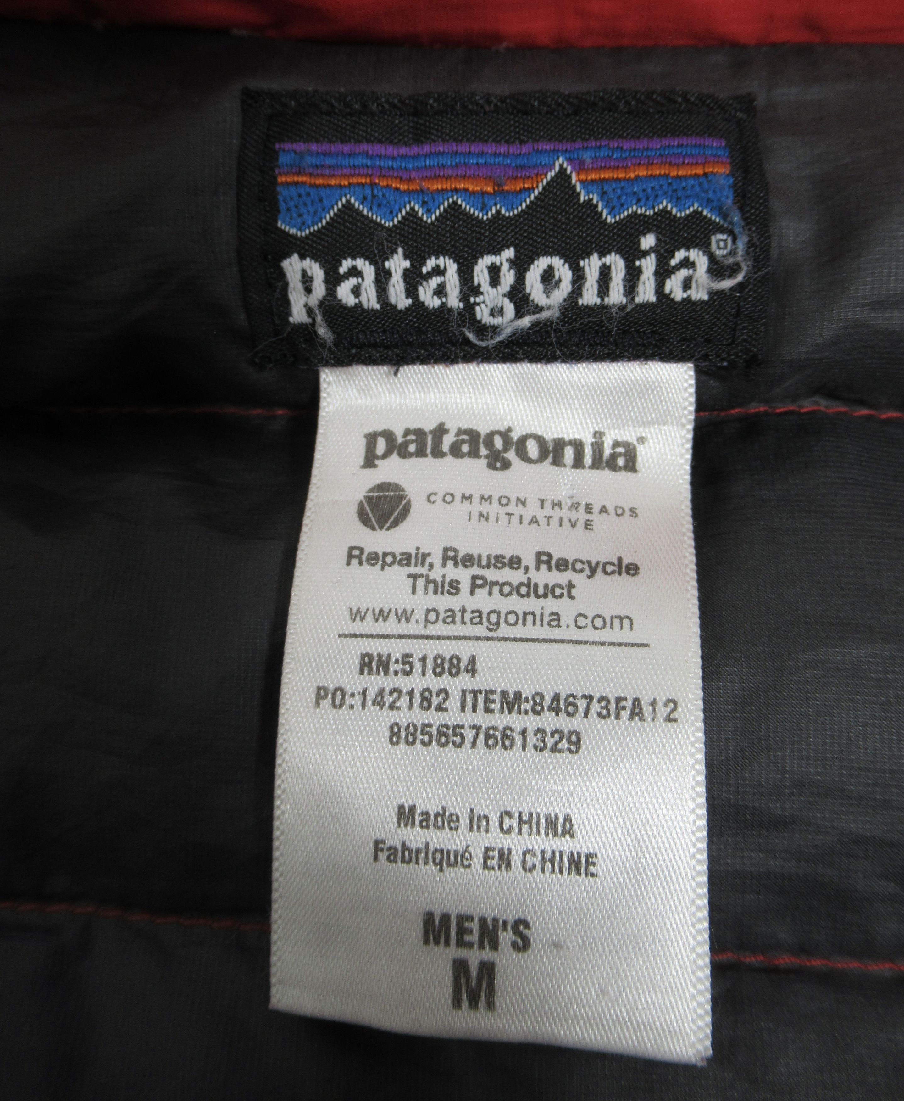 Patagonia Patagonia Men's Down Sweater Jacket Red 84673FA12 Size M Size US M / EU 48-50 / 2 - 6 Thumbnail