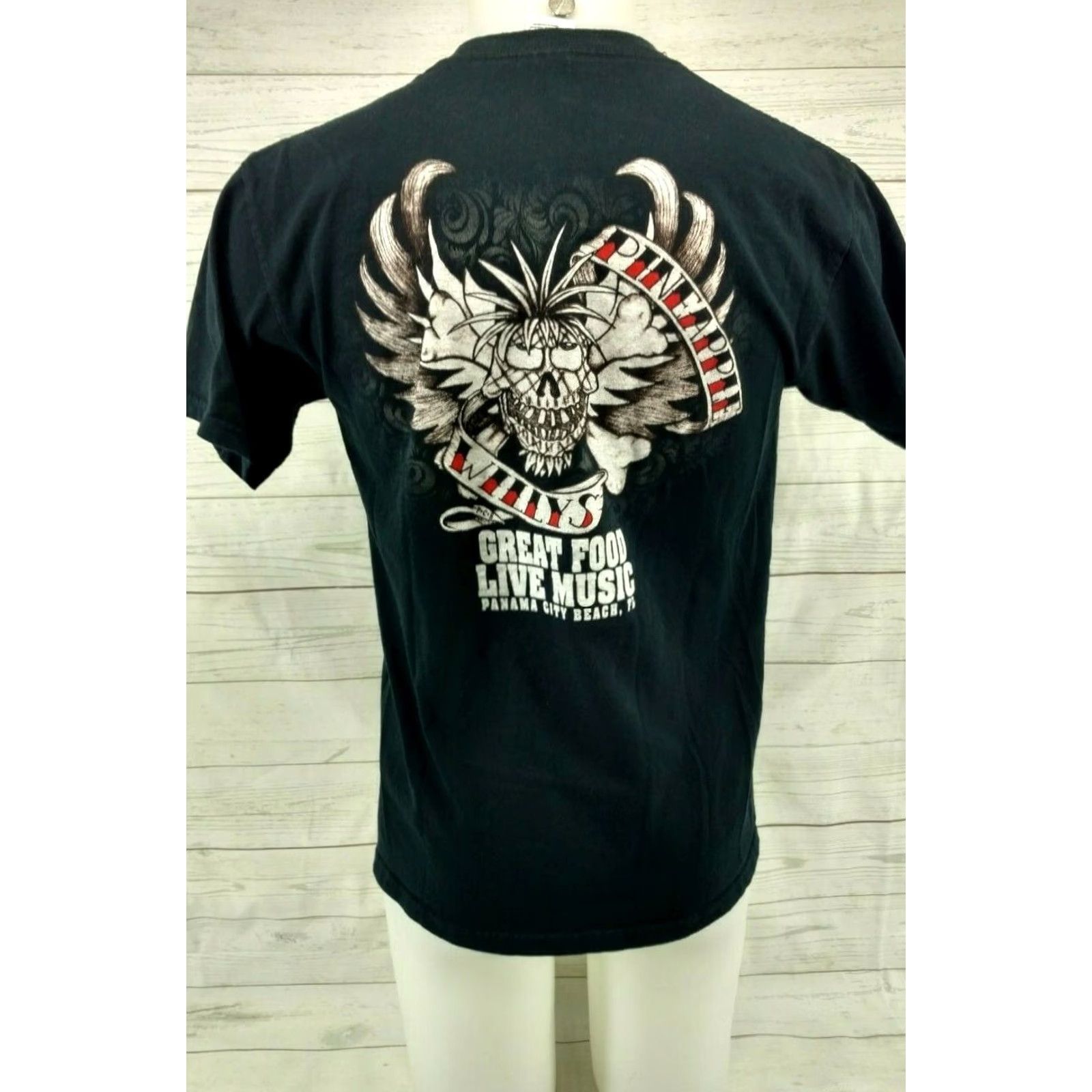 Vintage Pineapple Willy's Panama City Beach Short Sleeve T Shirt Jolly Roger Medium Mens Crew Neck Black Vintage: No (adjusted for clarity) Size US M / EU 48-50 / 2 - 2 Thumbnail