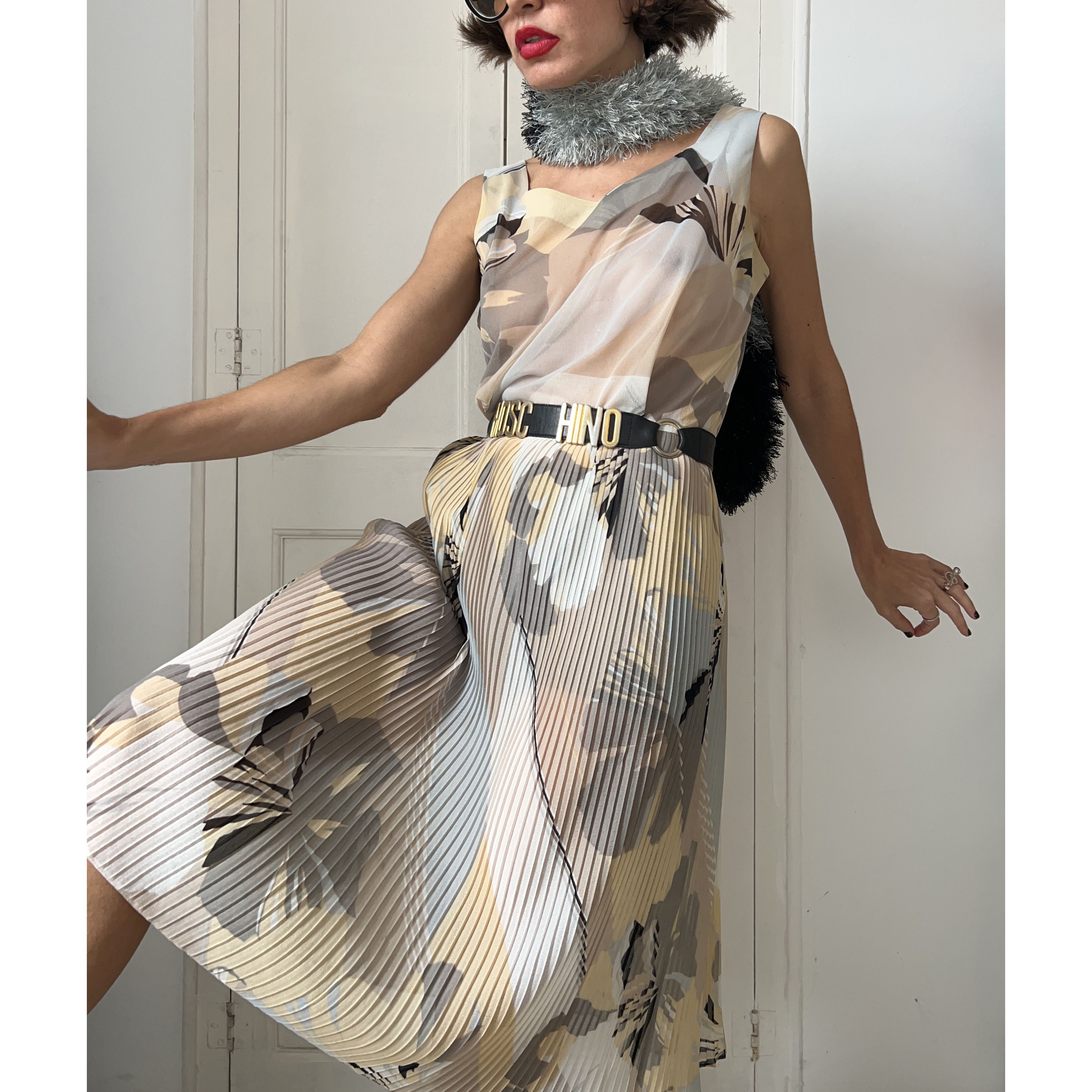 Vintage Vintage 70s Pleated Midi Dress Size M / US 6-8 / IT 42-44 - 6 Thumbnail
