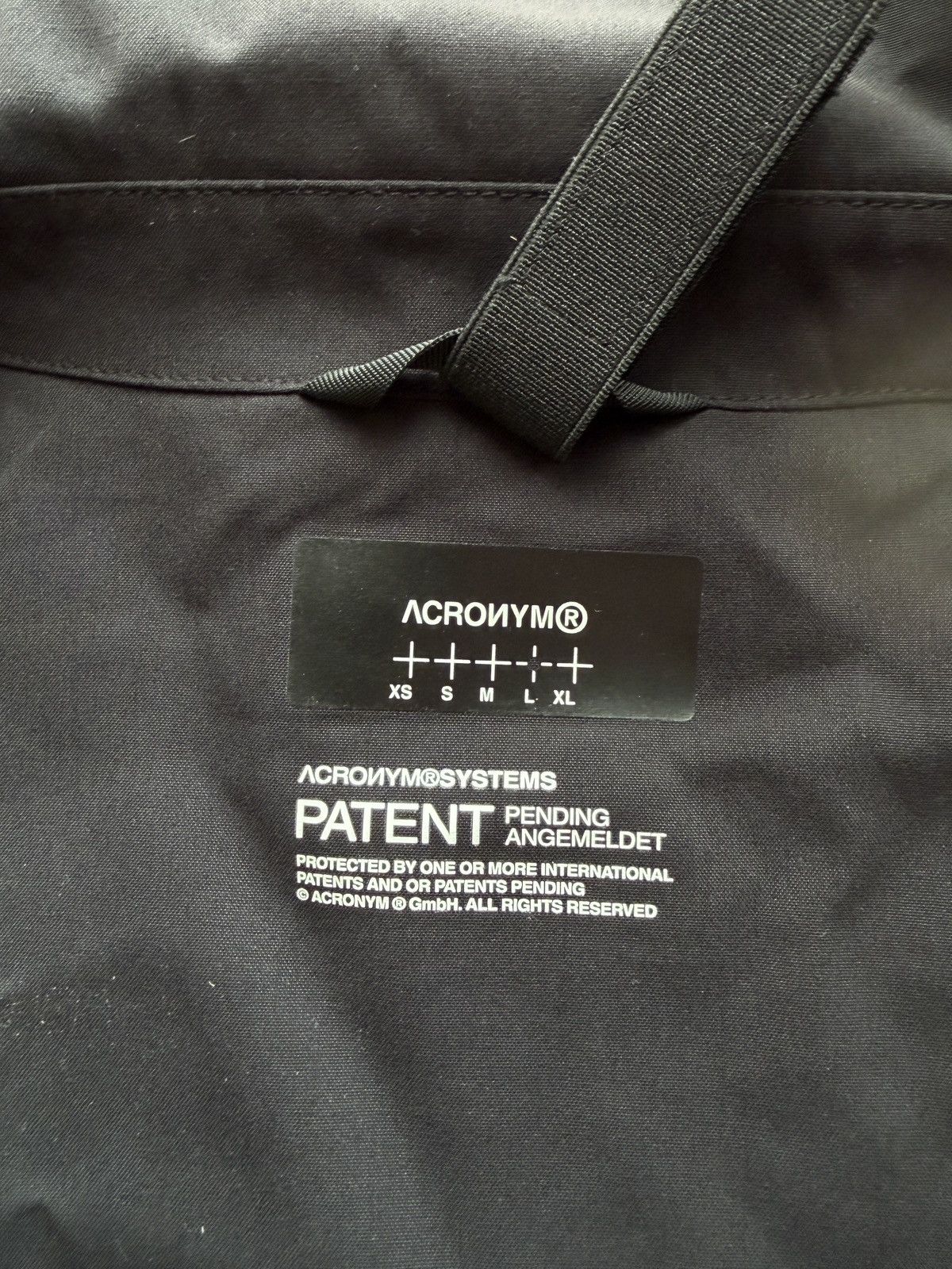 Acronym V68-M Vest Size US L / EU 52-54 / 3 - 4 Thumbnail