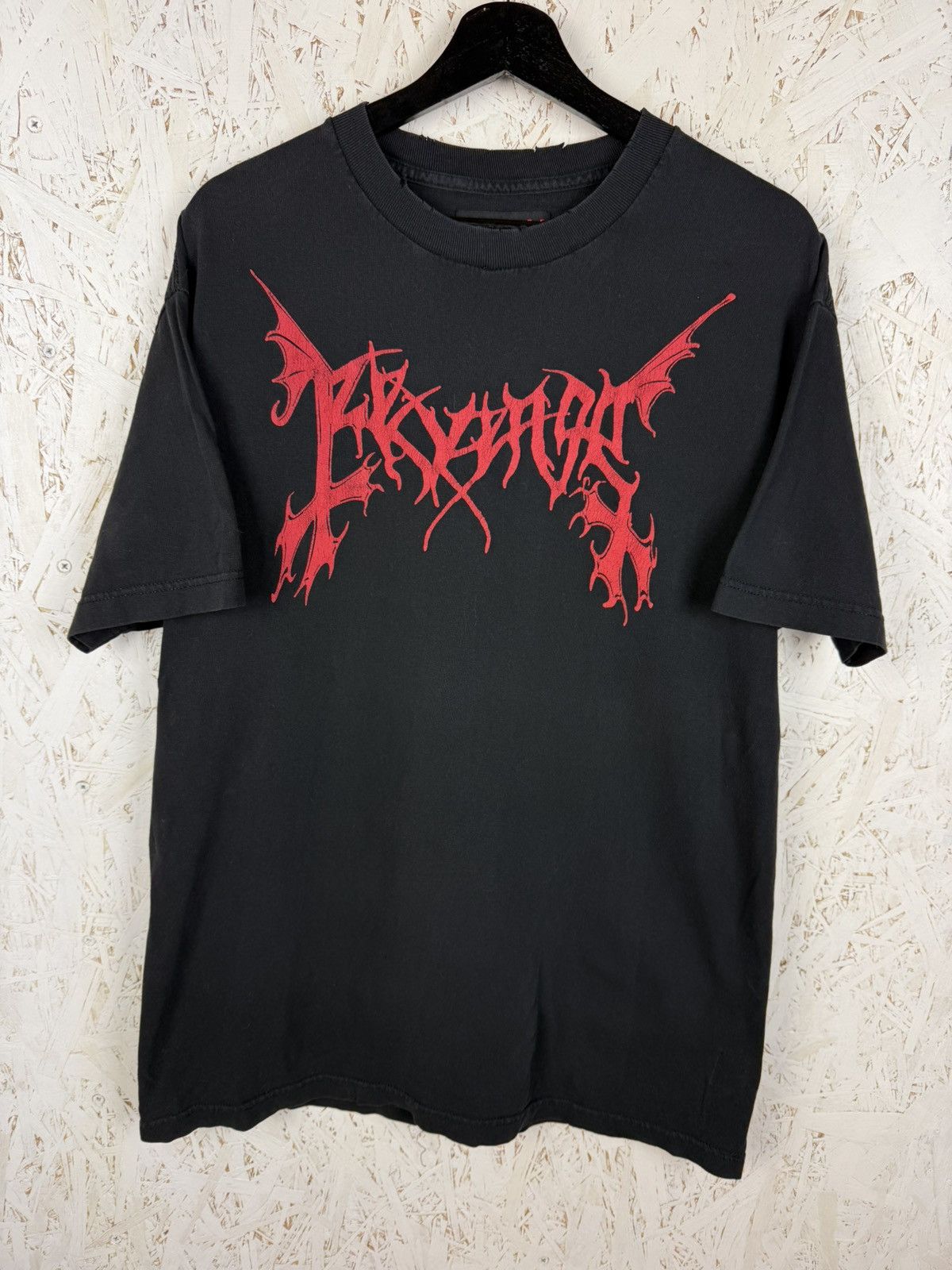Revenge Revenge 2017 Mayhem Metal Logo T-Shirt Distressed Black/Red Size US L / EU 52-54 / 3 - 1 Thumbnail