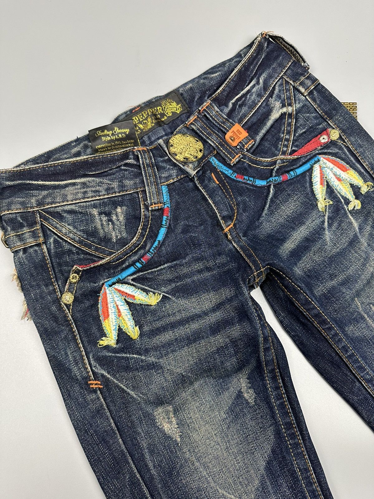 If Six Was Nine × Le Grande Bleu (L.G.B.) 🔥Flared🔥Red Pepper Embroidered Whiskered Flared Denim Size US 27 - 8 Thumbnail