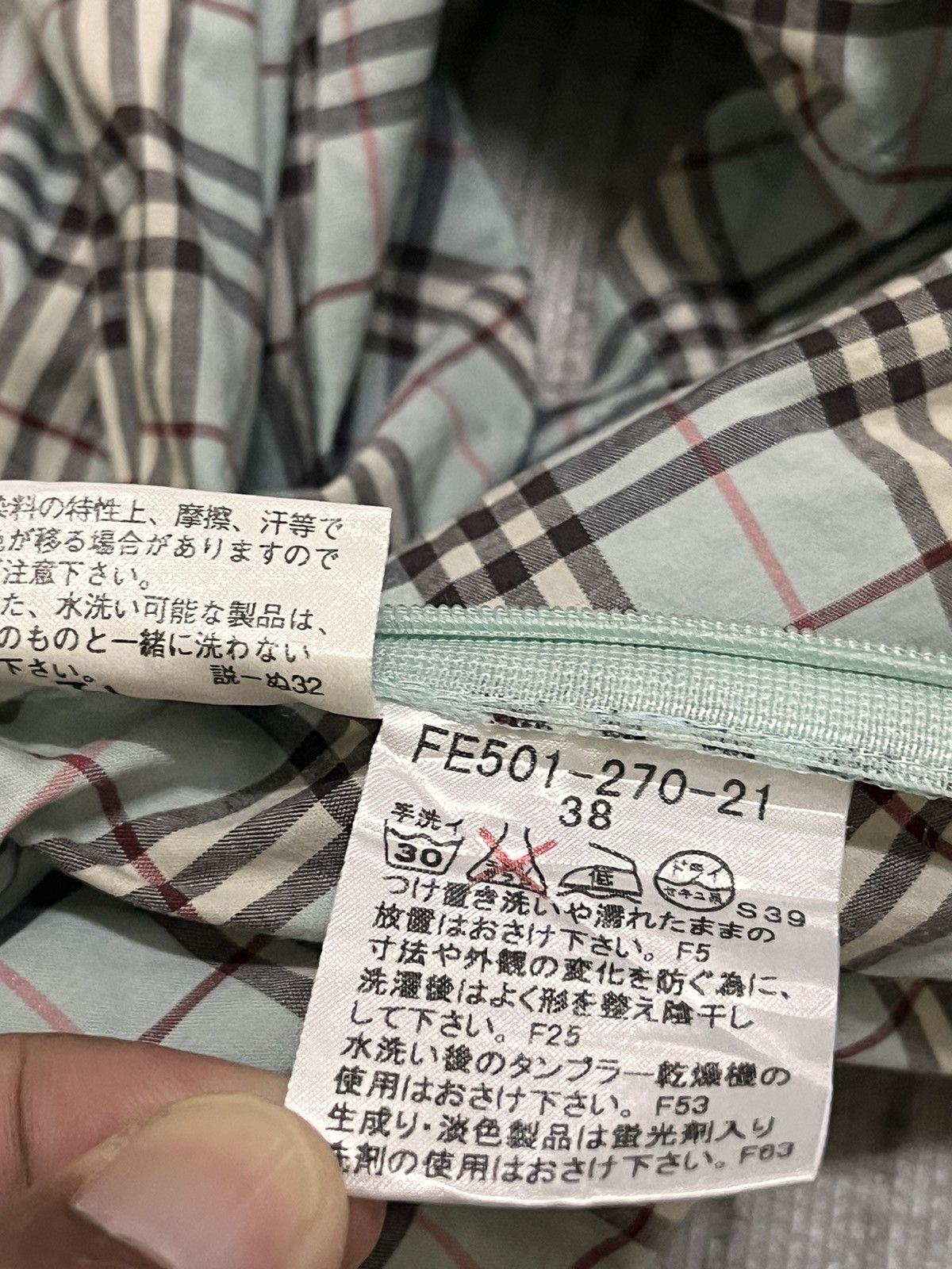 Burberry Burberry nova check knitwear Size XS / US 0-2 / IT 36-38 - 8 Thumbnail