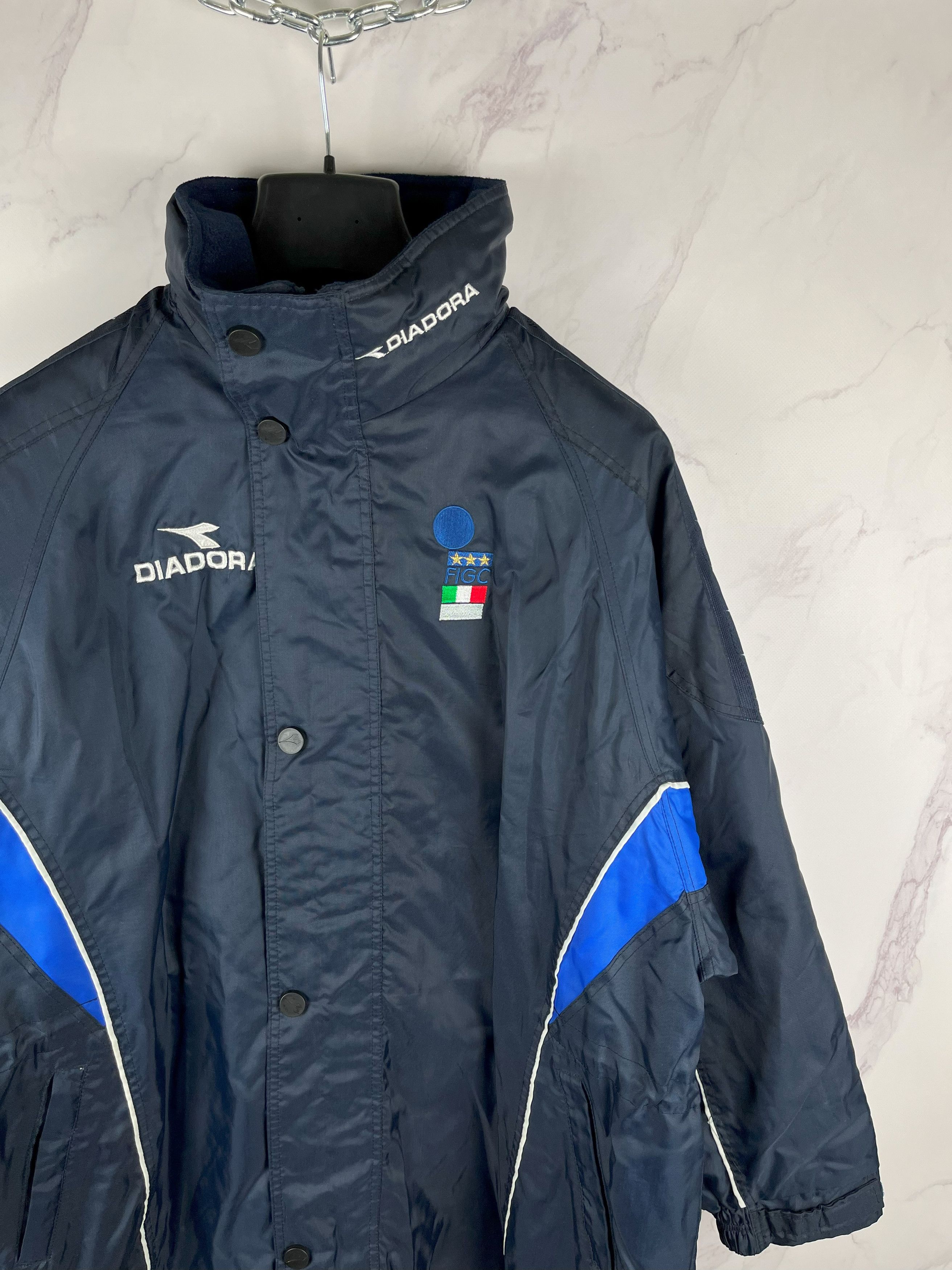 Diadora Vintage Diadora Italy FIGC Long Jacket Big Logo Size M Size US M / EU 48-50 / 2 - 2 Thumbnail