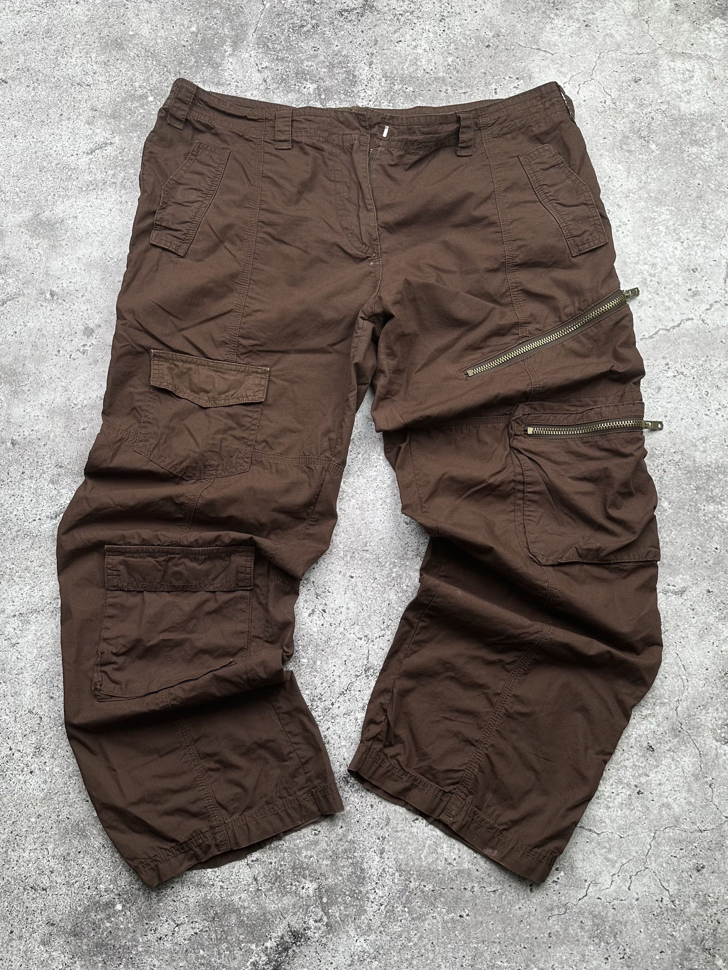 Japanese Brand Vintage Cargo Zipped Pants C421(V469)(E8) Size US 38 / EU 54 - 1 Thumbnail