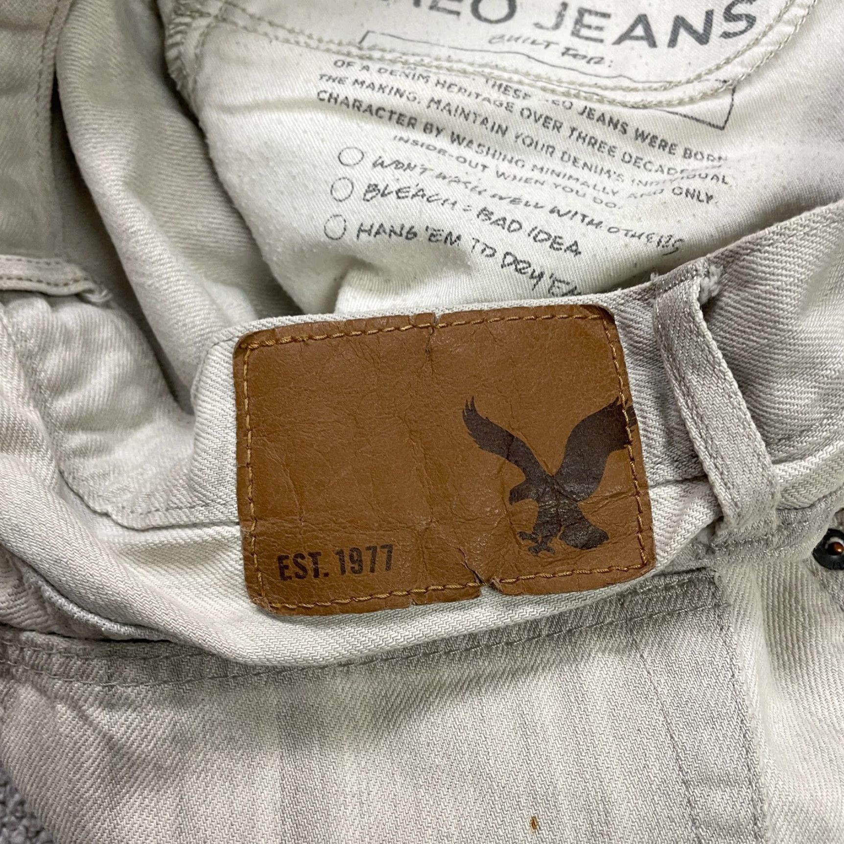 American Eagle Outfitters American Eagle Outfitters Bermuda Jorts Denim Shorts Mens 31 Raw Hem Distresssed Size US 31 - 4 Thumbnail