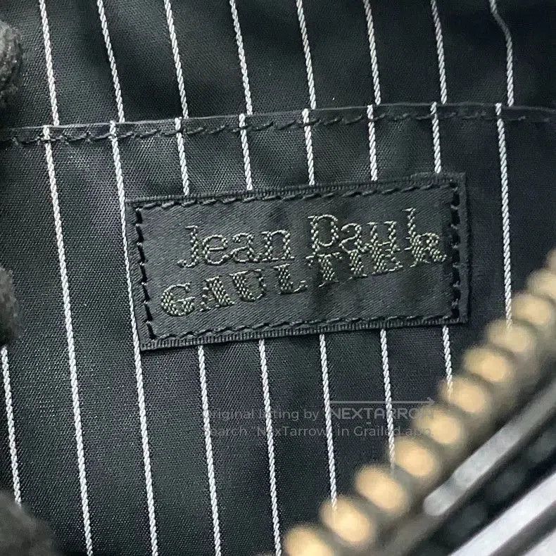 Jean Paul Gaultier Jean Paul Gaultier Black Patent Leather Shoulder Bag. Size ONE SIZE - 7 Thumbnail
