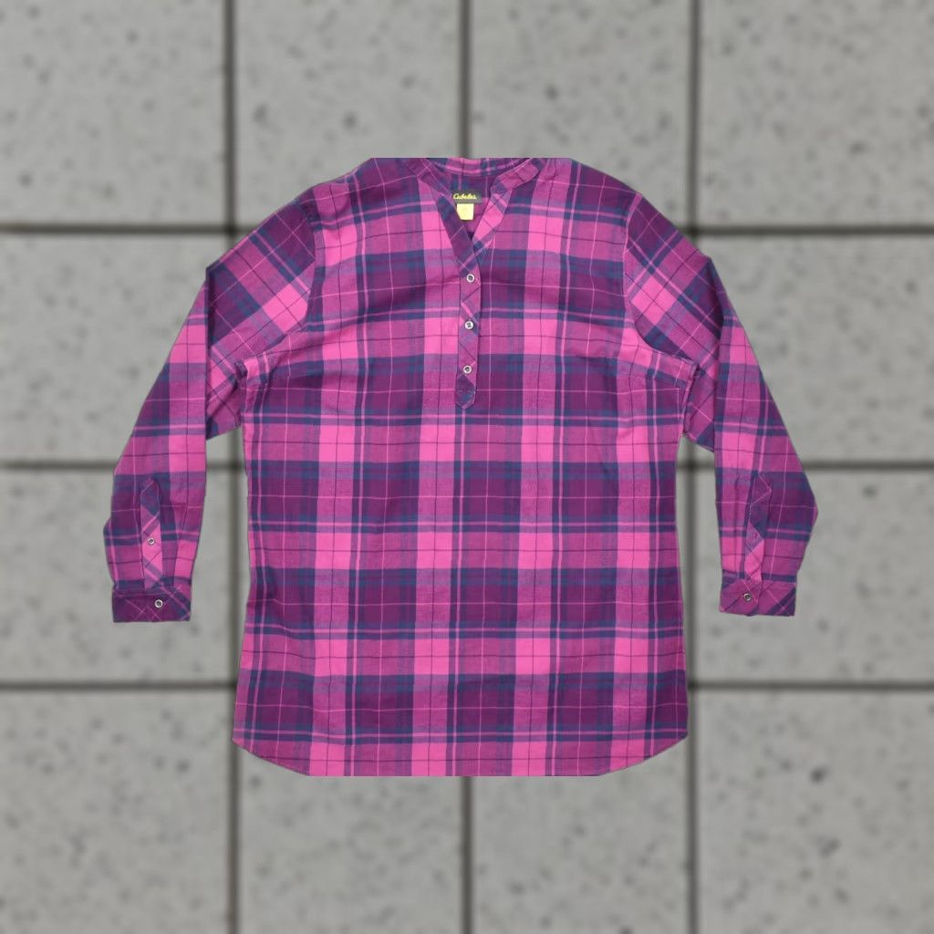 Vintage Cabela's Women's Shirt 2XL Purple Plaid Flannel Henley Tunic Button-Up Pockets Size XXL / US 16-18 / IT 52-54 - 1 Thumbnail