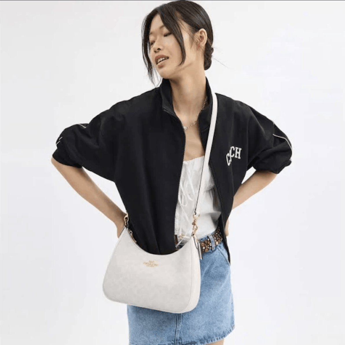 Coach Teri Hobo Bag In Signature Canvas CV940 Size ONE SIZE - 9 Thumbnail