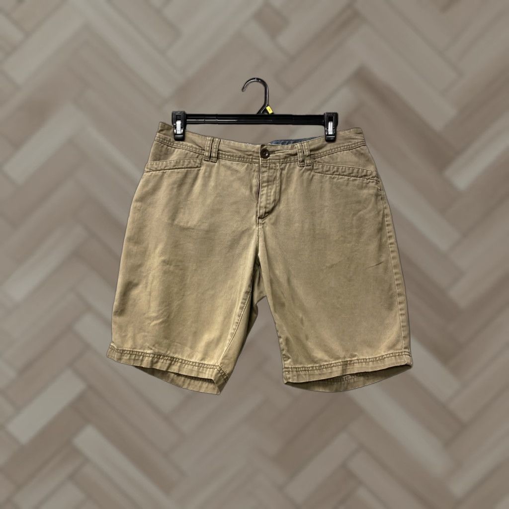 Eddie Bauer Eddie Bauer Chino Shorts Women's Size 12 Taupe Cotton Twill Pockets Regular Fit Size 33" - 1 Thumbnail
