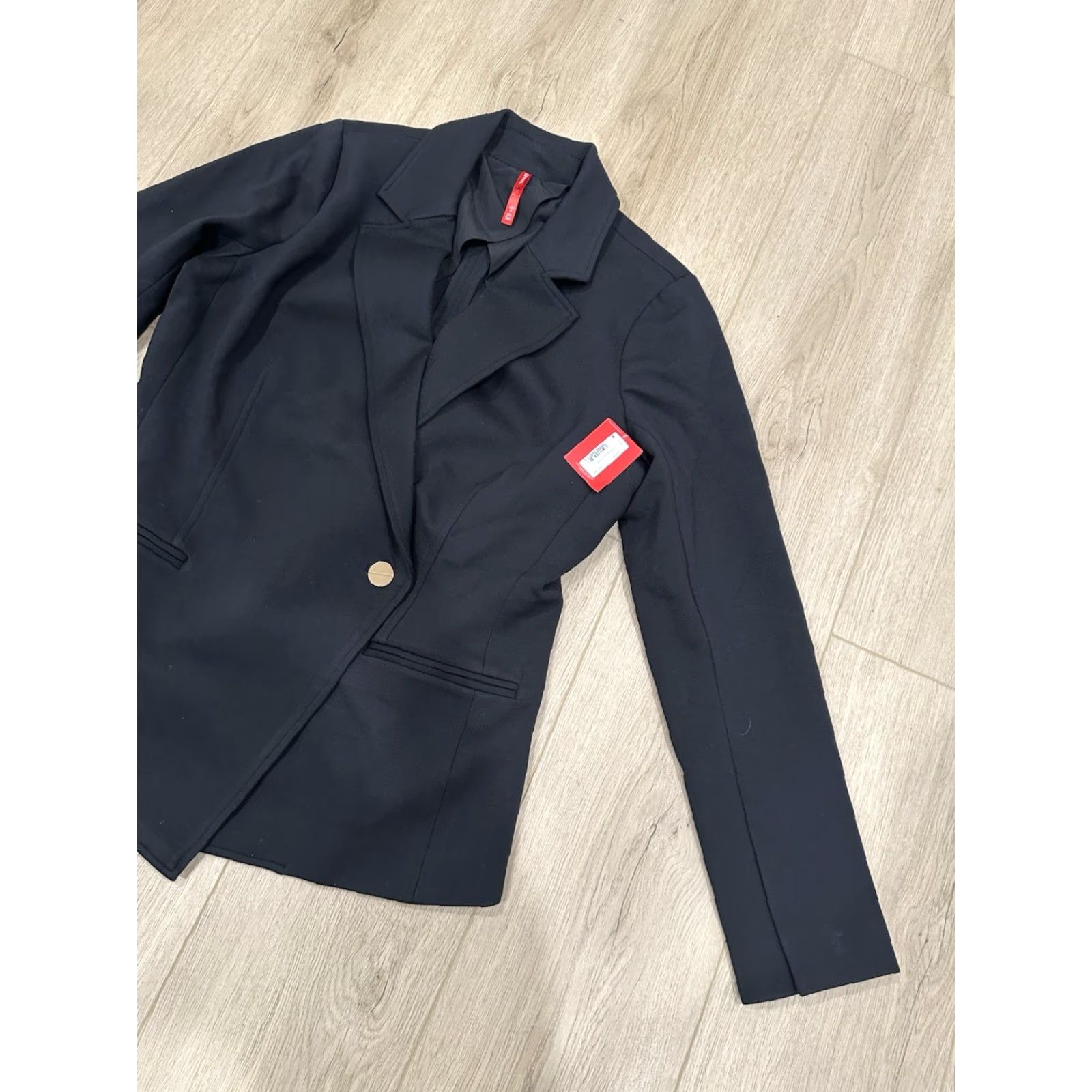 Spanx NWT Spanx Tailored Perfect Asymmetrical Blazer Classic Dark Black Size L Size L / US 10 / IT 46 - 2 Thumbnail