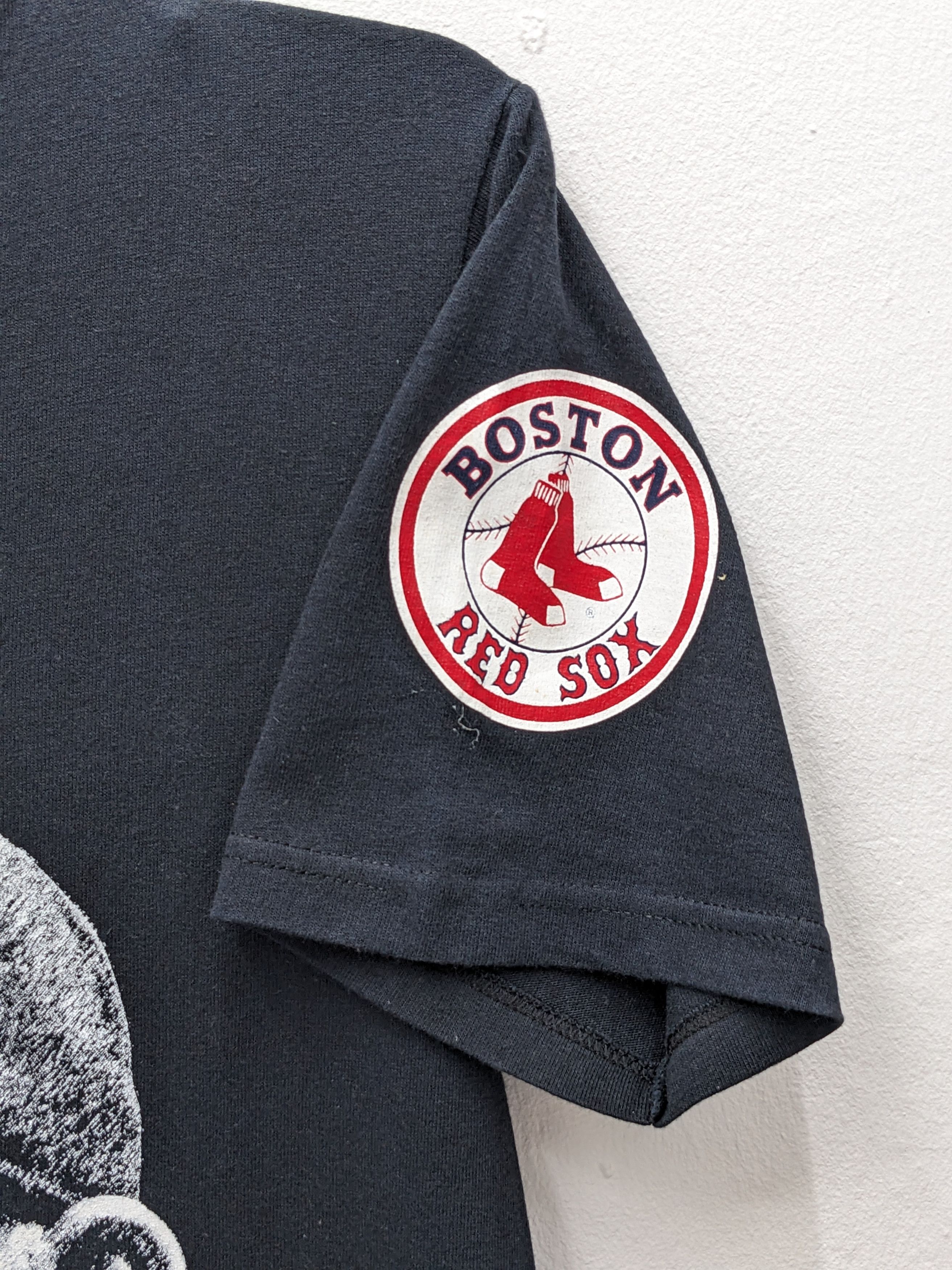 MLB VINTAGE Y2K MAJESTIC BOSTON RED SOX MLB LOGO TSHIRT Size US S / EU 44-46 / 1 - 4 Thumbnail