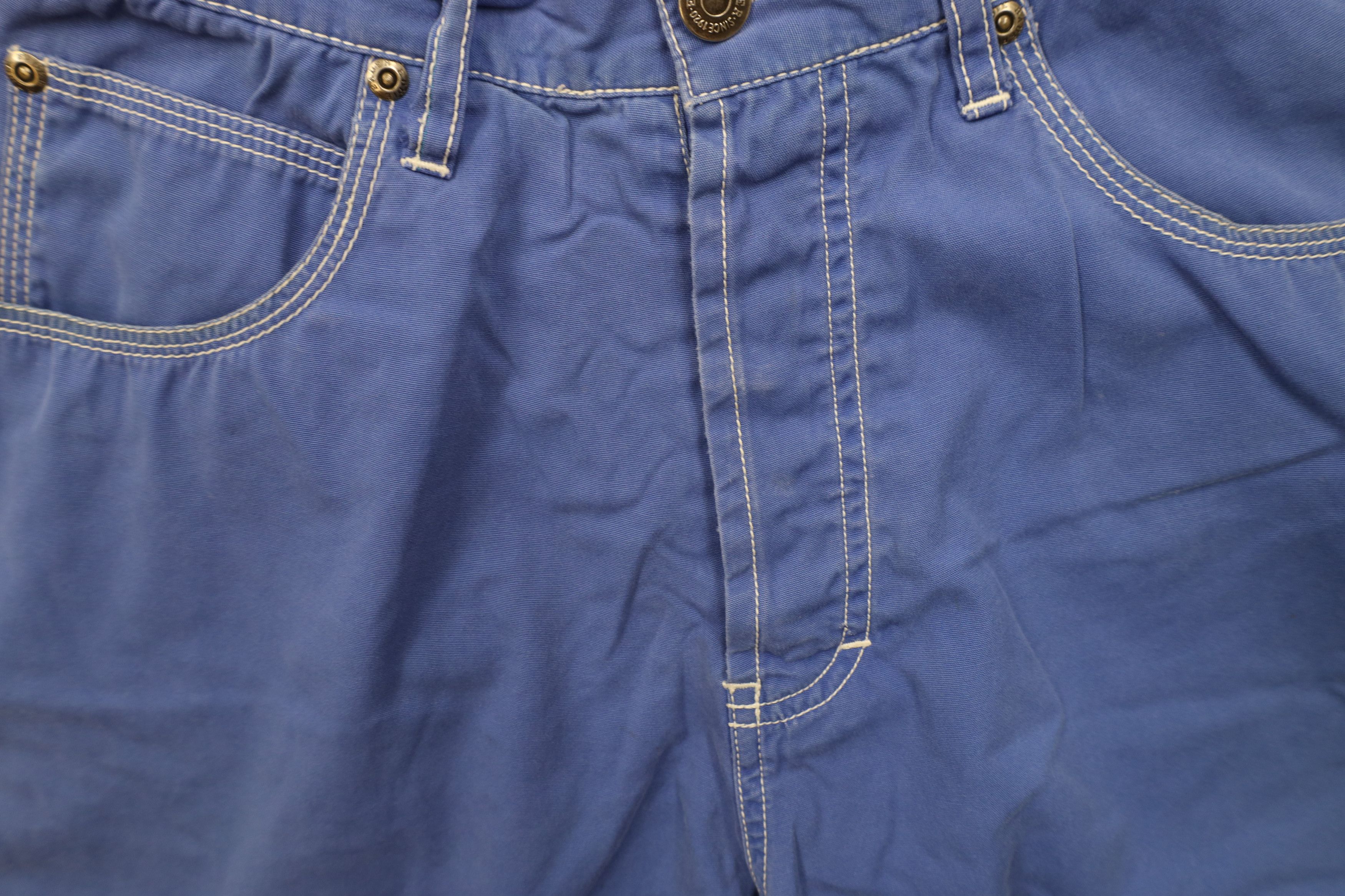 Eddie Bauer × Vintage Vintage 90s Eddie Bauer Button Fly Bermuda Chino Shorts Blue Size 30" / US 8 / IT 44 - 7 Thumbnail
