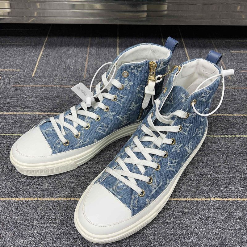 Louis Vuitton Louis Vuitton Stellar Casual Sneakers in Blue - Size US 7.5 / EU 40-41 - 1 Thumbnail