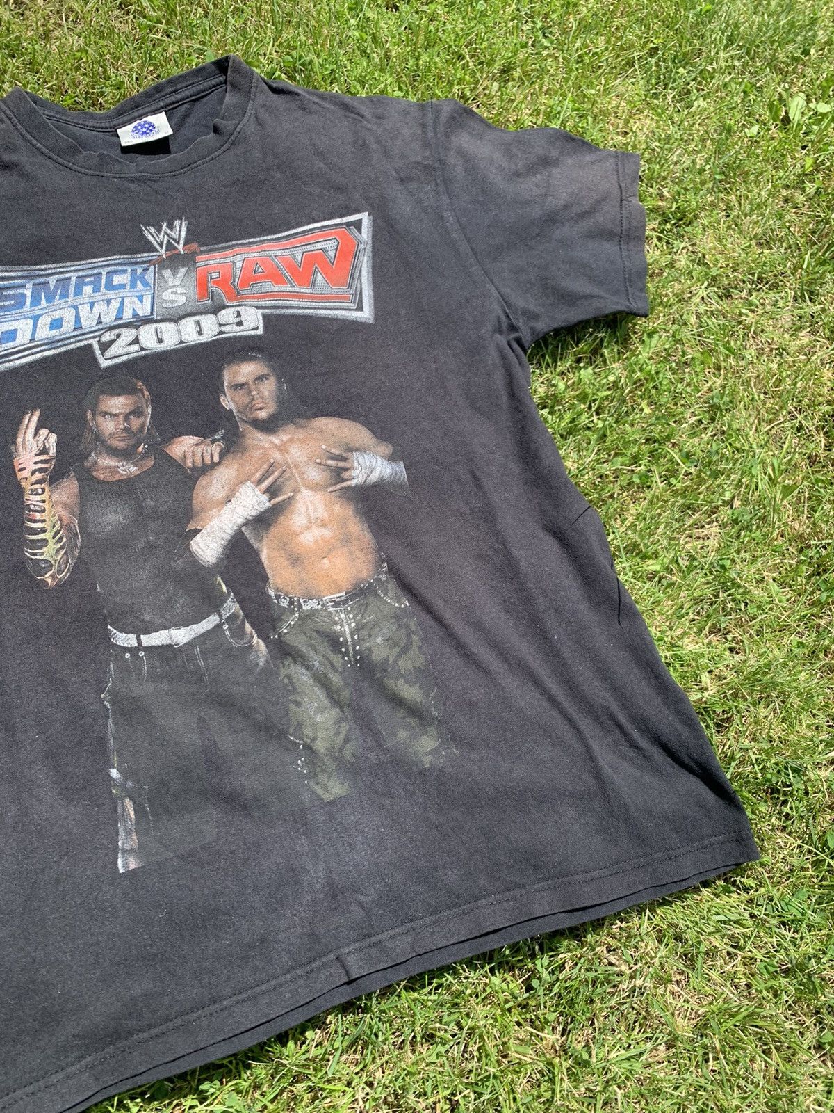 Vintage 2009 Hardy Brothers Jeff Hardy and Matt Hardy Tee