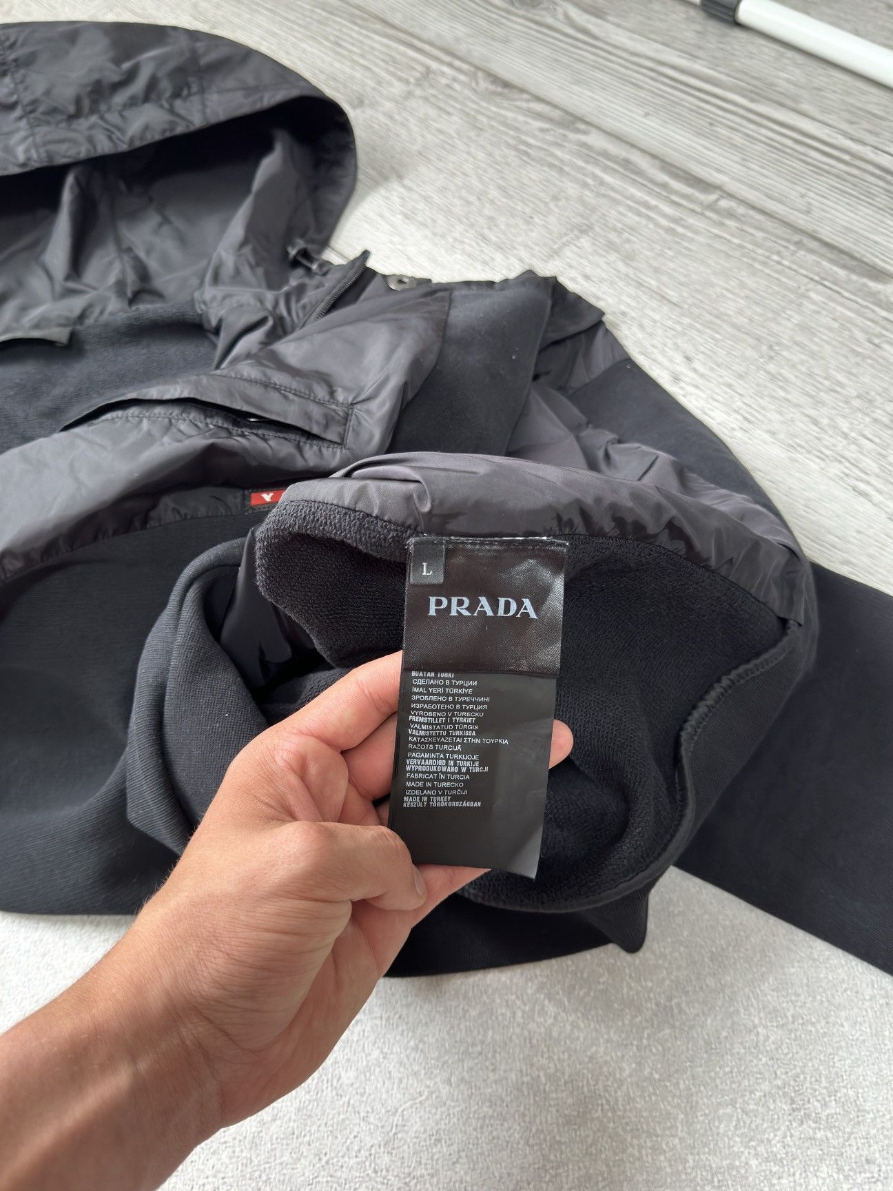 Prada Vintage Prada red tab nylon jacket hoodie Size US L / EU 52-54 / 3 - 9 Thumbnail