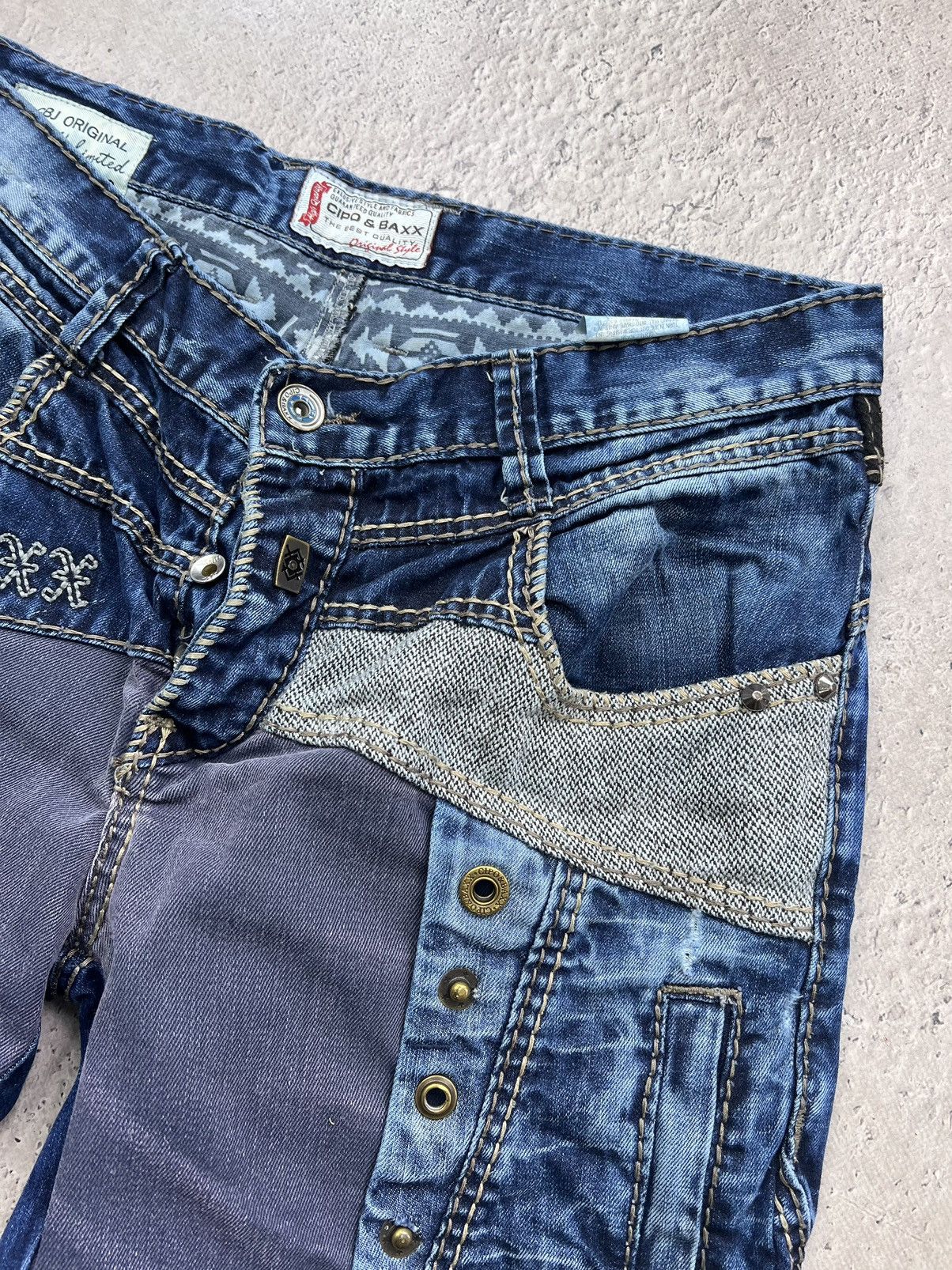 Hysteric Glamour × Japanese Brand # JUNYA WATANABE BALENCIAGA STYLE DISTRESSED JEANS Size US 32 / EU 48 - 7 Thumbnail