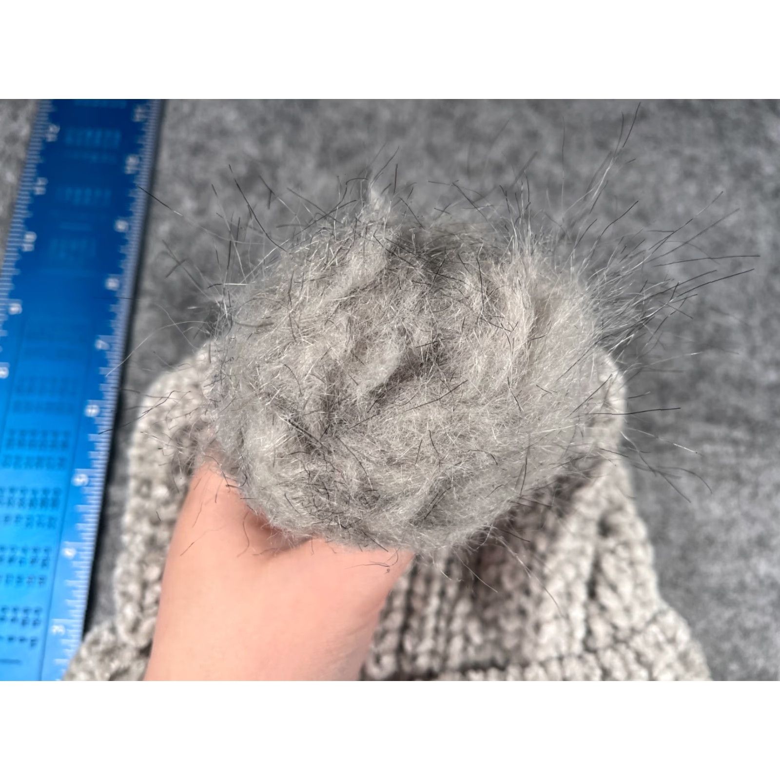 Vintage Jules Kae Beanie Toque Womens One Size Gray Knit Acrylic Polyester Faux Fur Pom Beanie Size ONE SIZE - 3 Thumbnail