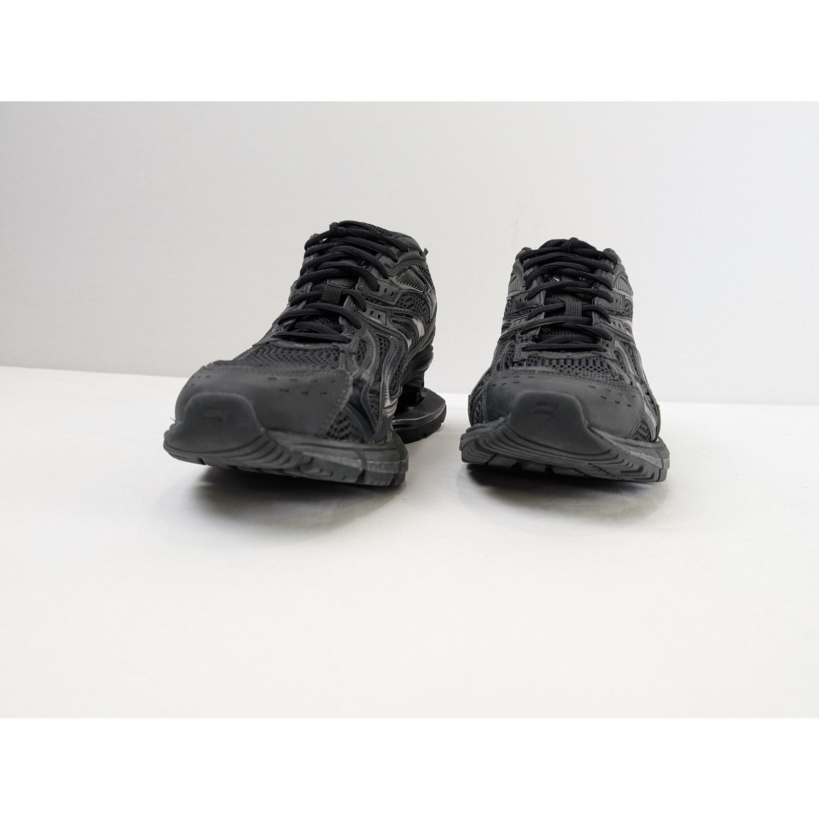 Balenciaga o1rshd1 Mesh Rubber Single X-Pander Sneakers in Black Size US 12 / EU 45 - 7 Thumbnail