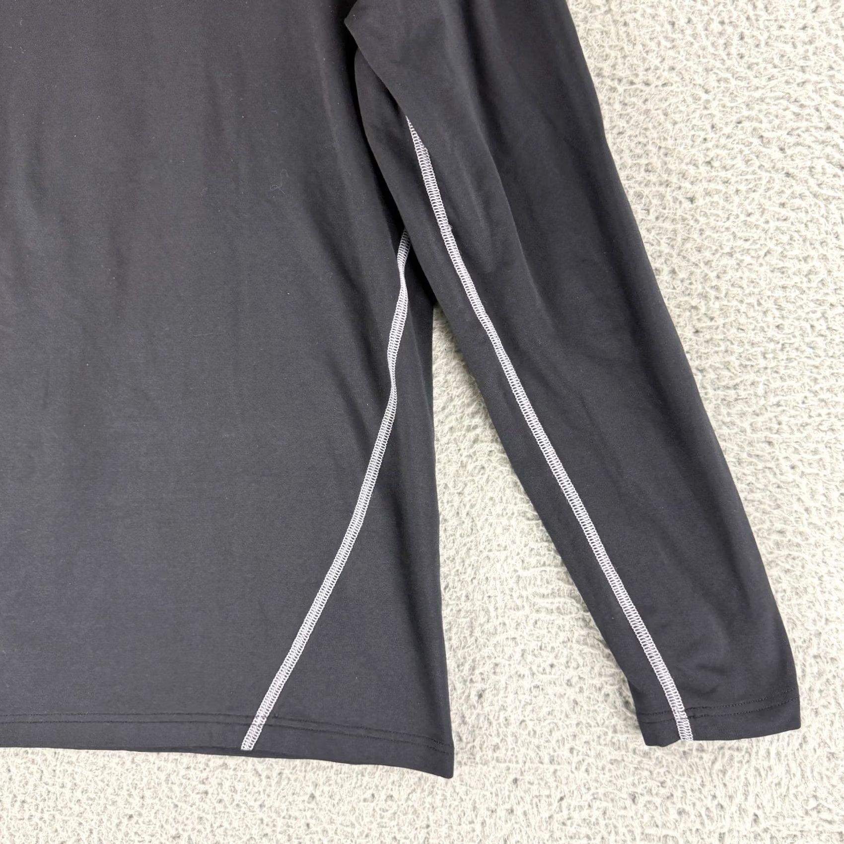Under Armour Under Armour ColdGear Shirt Mens L Black Long Sleeve Fitted Base Layer Snag Size US L / EU 52-54 / 3 - 3 Thumbnail