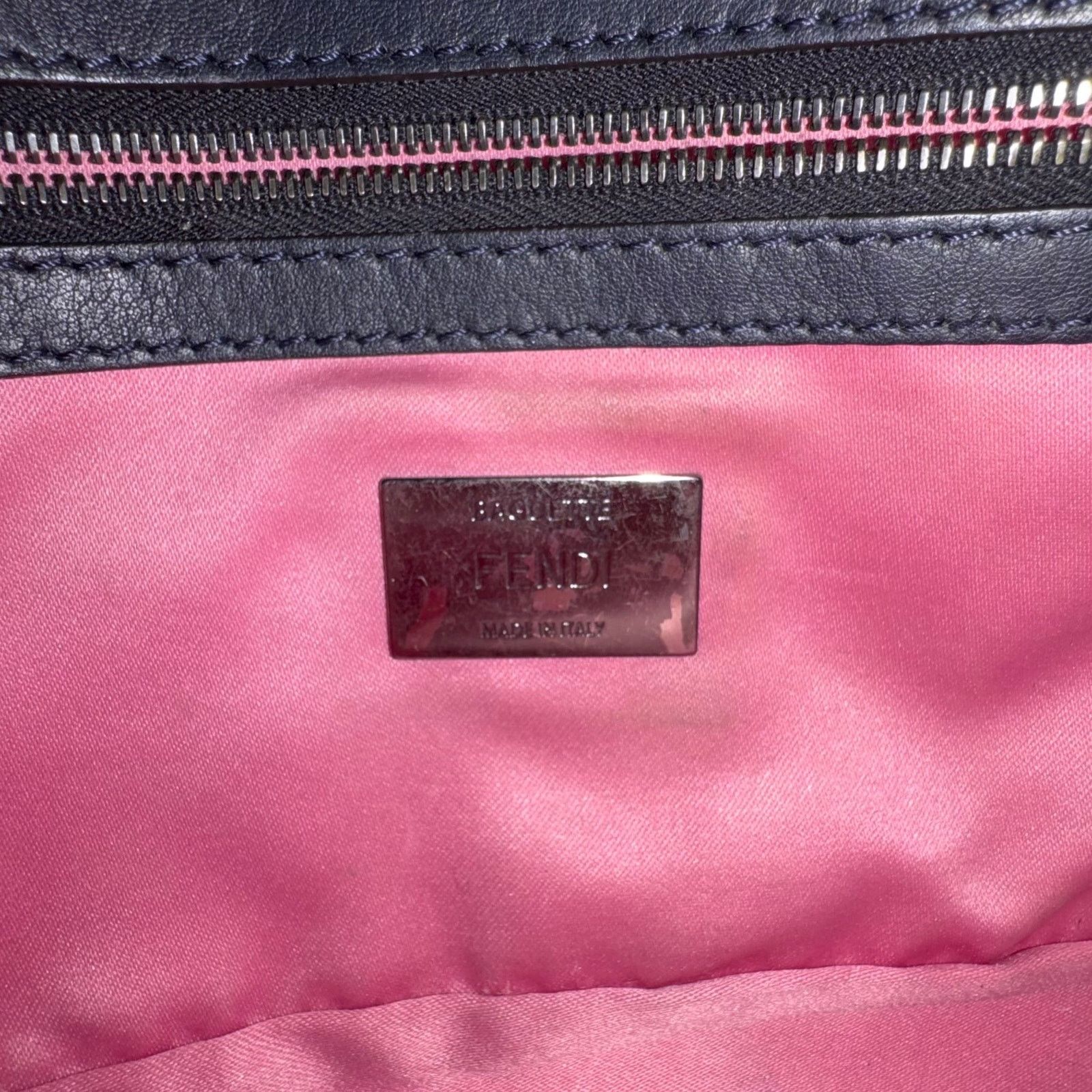 Fendi Fendi Wave Baguette Bag Size ONE SIZE - 12 Thumbnail