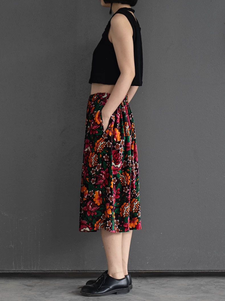 Comme des Garcons Comme Des Garcons Velvet floral skirt Size S / US 4 / IT 40 - 6 Thumbnail
