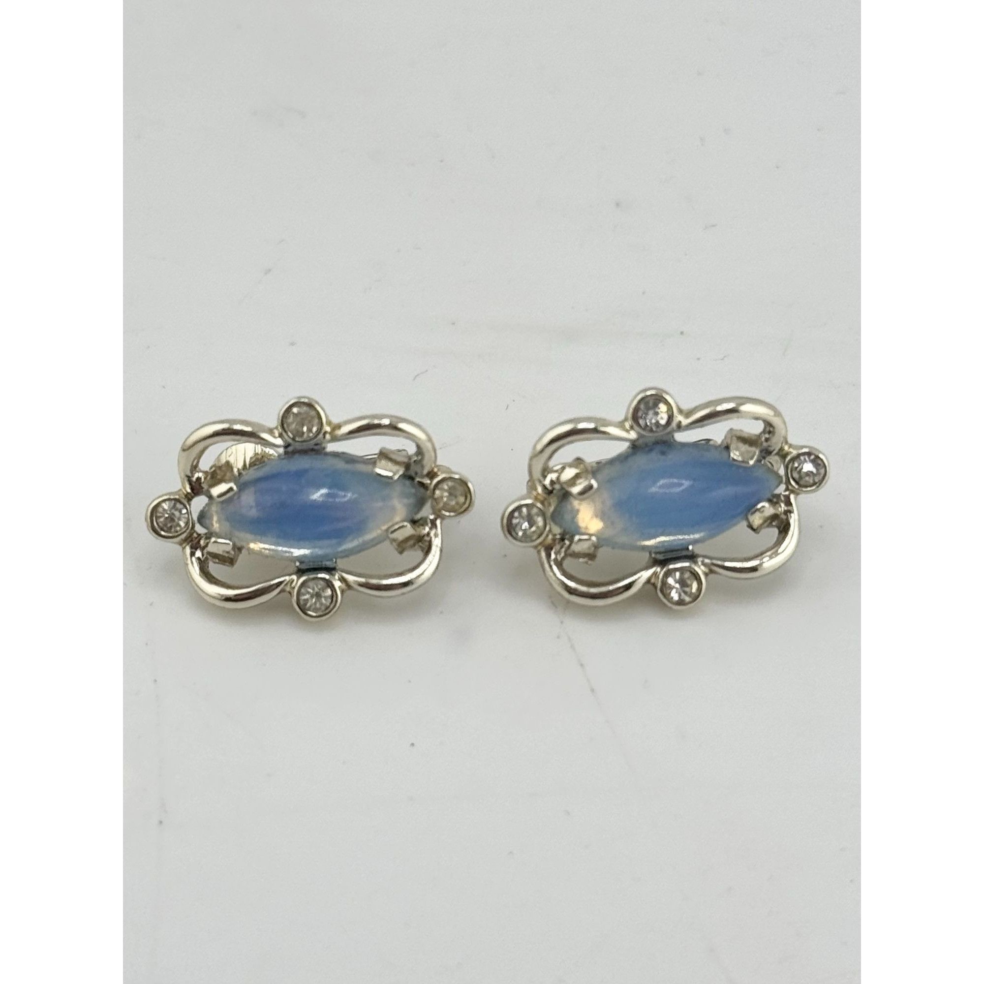 Vintage Vintage Sarah Coventry blue glass earrings Size ONE SIZE - 3 Thumbnail