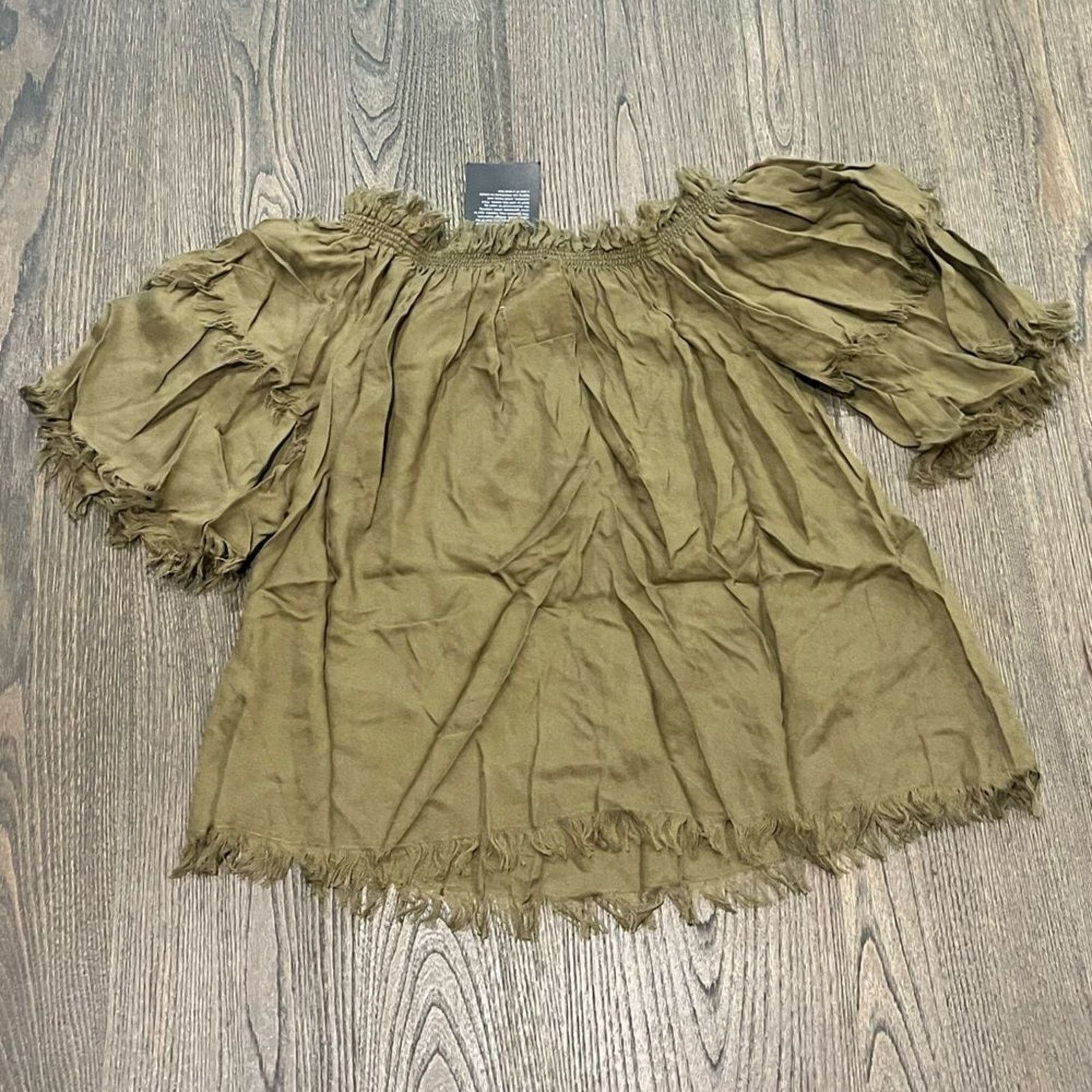 Vintage NWT Chaser Olive Green Off Shoulder Frayed Hem Top Size M Size M / US 6-8 / IT 42-44 - 5 Thumbnail