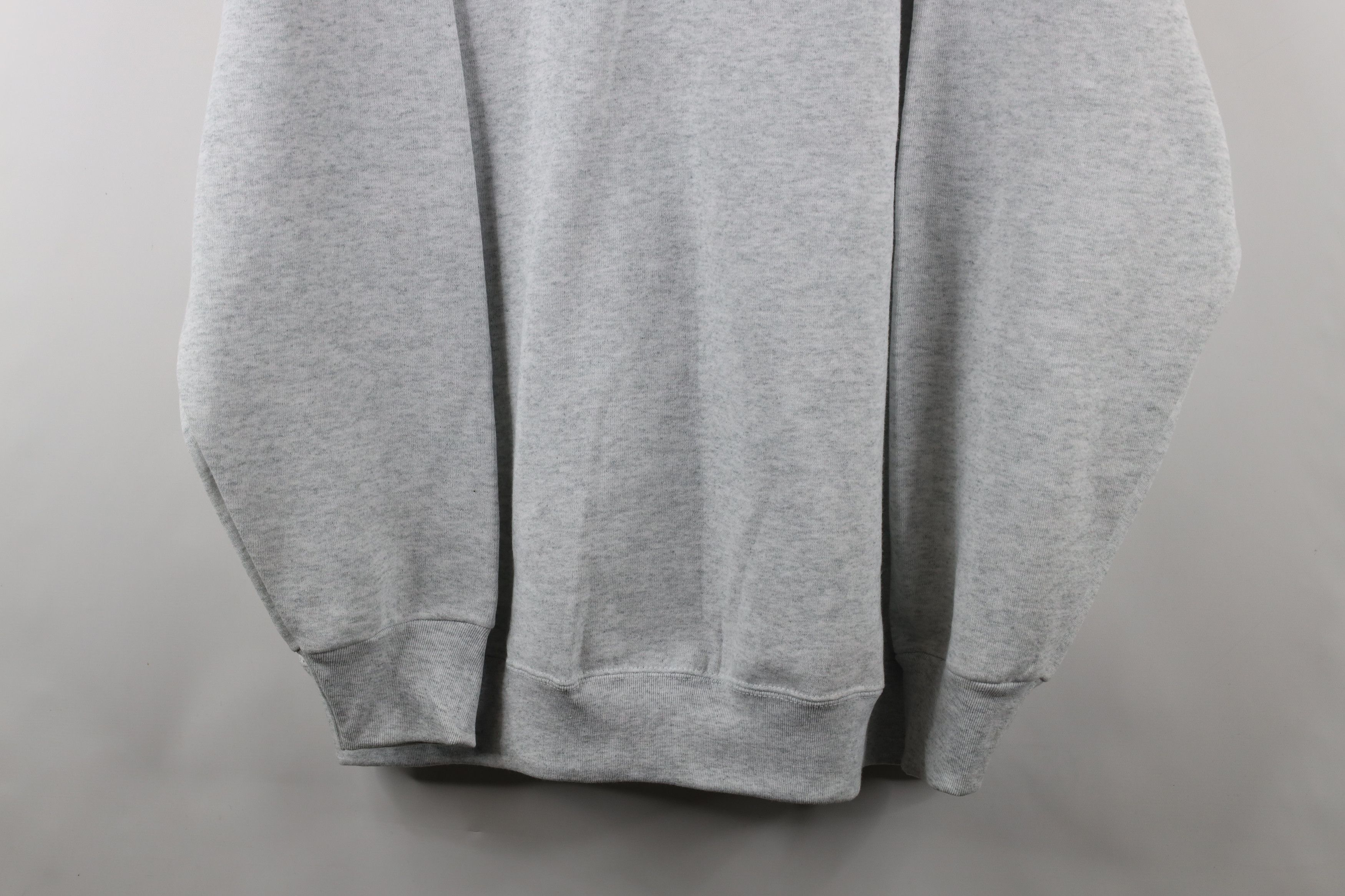 Vintage Vintage 90s Streetwear Crewneck Sweatshirt Heather Gray Size US XXL / EU 58 / 5 - 3 Thumbnail