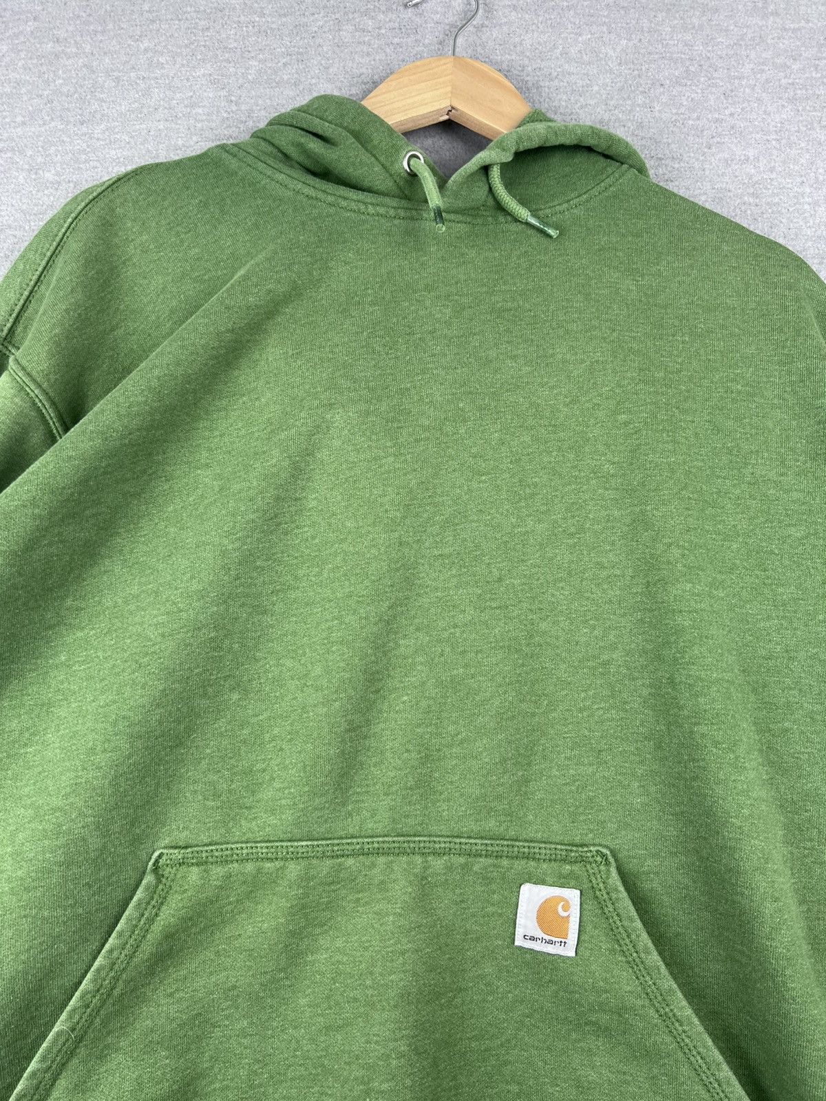 Carhartt Carhartt K288-GD4 LOGO SLEEVE HOODED SWEATSHIRT size XL Size US XL / EU 56 / 4 - 1 Thumbnail