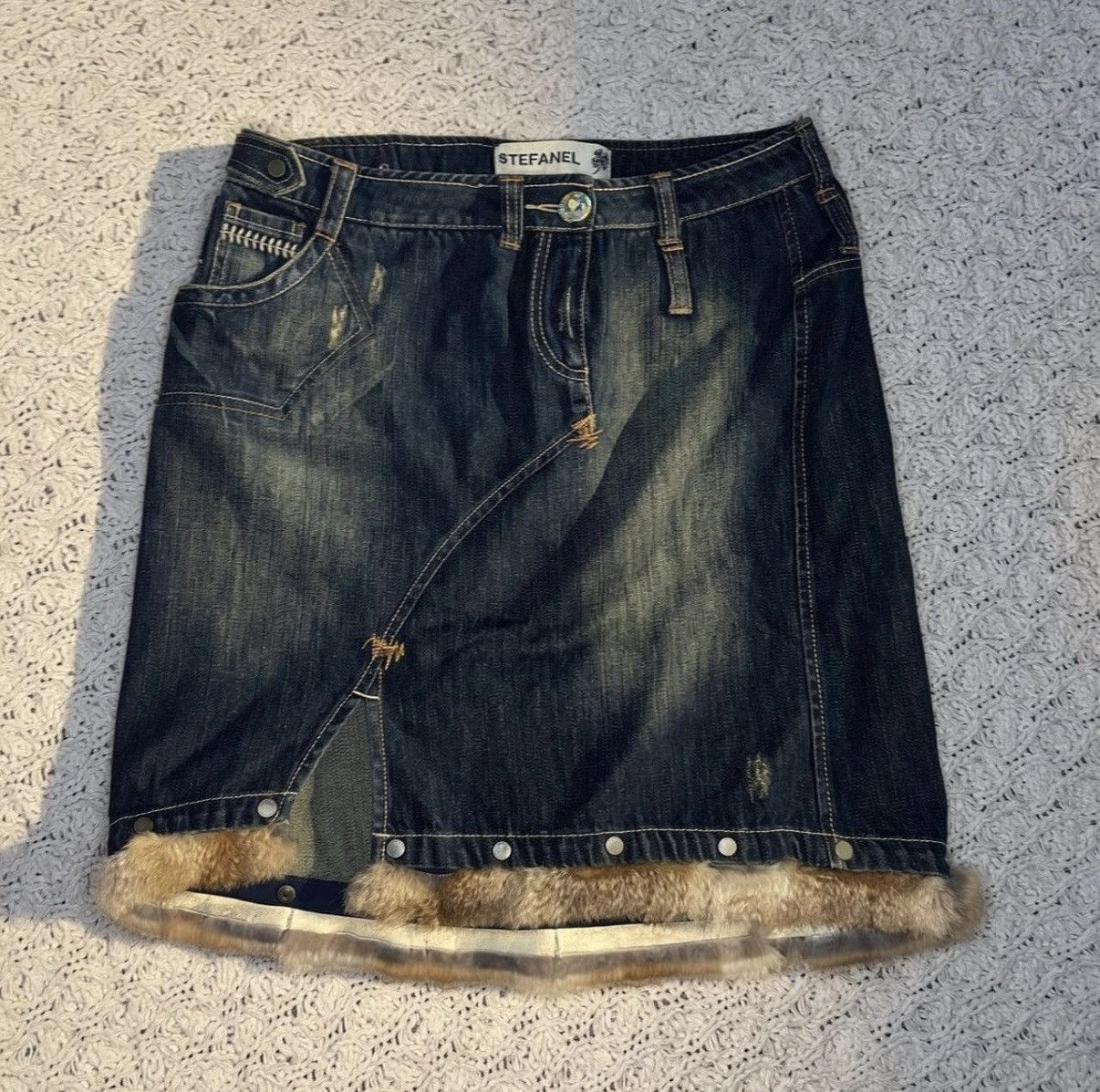 Other Vintage Real Fur Trim Midi Skirt Size 34" / US 12 / IT 48 - 1 Thumbnail