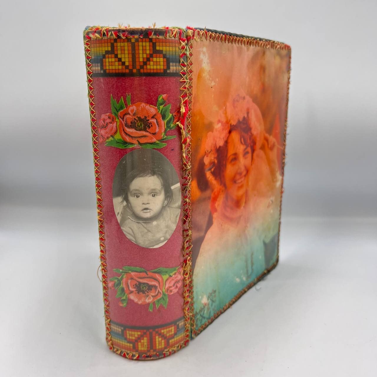 Vintage 1980's Vintage USSR Photo Cardboard Trinket Jewelry Box Size ONE SIZE - 7 Thumbnail