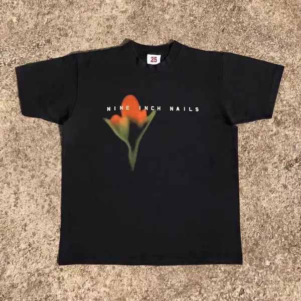 Vintage Kumiko x natsu Black casual retro rose print t-shirt Size US L / EU 52-54 / 3 - 7 Thumbnail