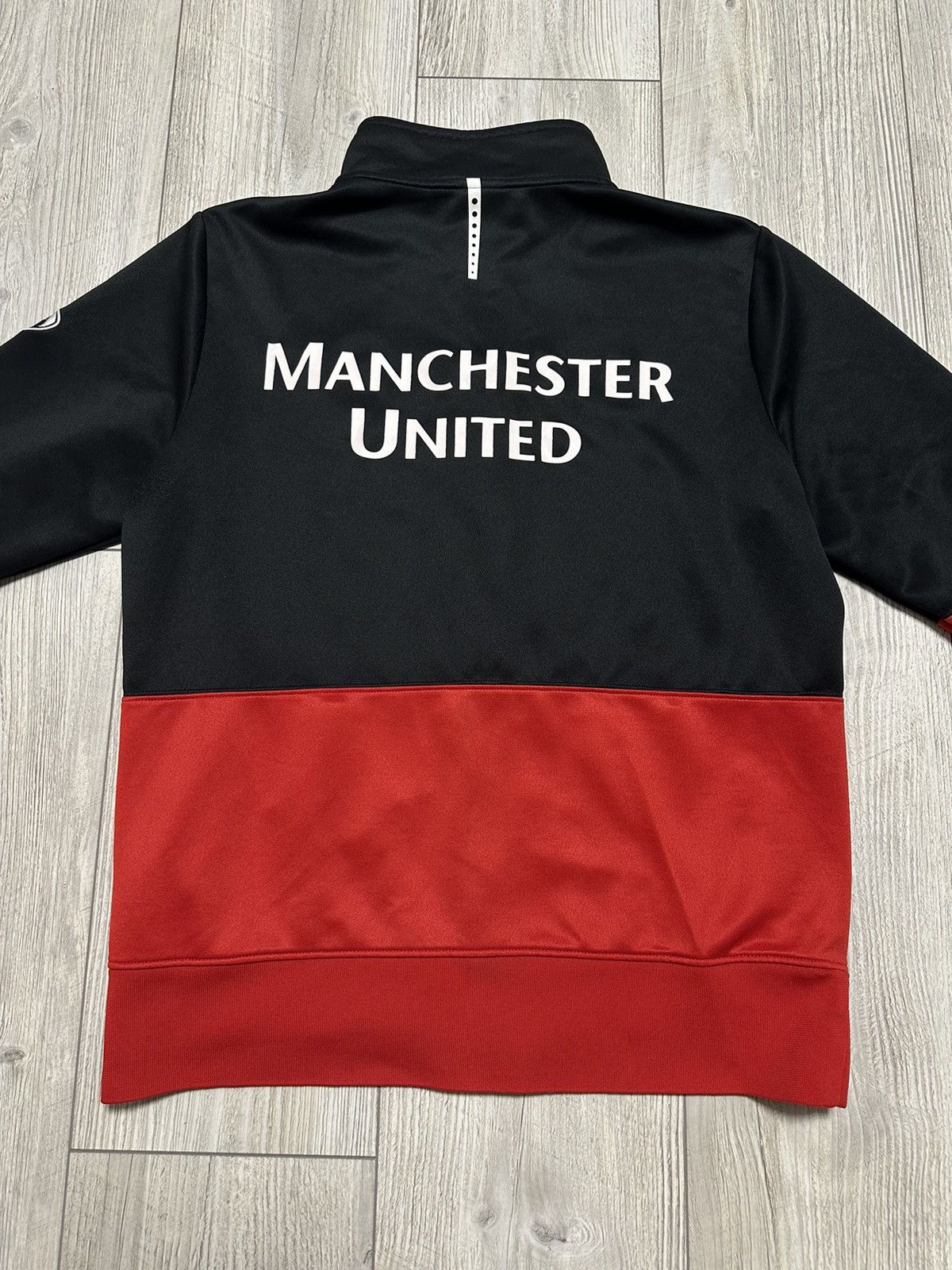 Vintage Nike Manchester United Vintage 2009-2010 Zip Jacket Size US M / EU 48-50 / 2 - 6 Thumbnail