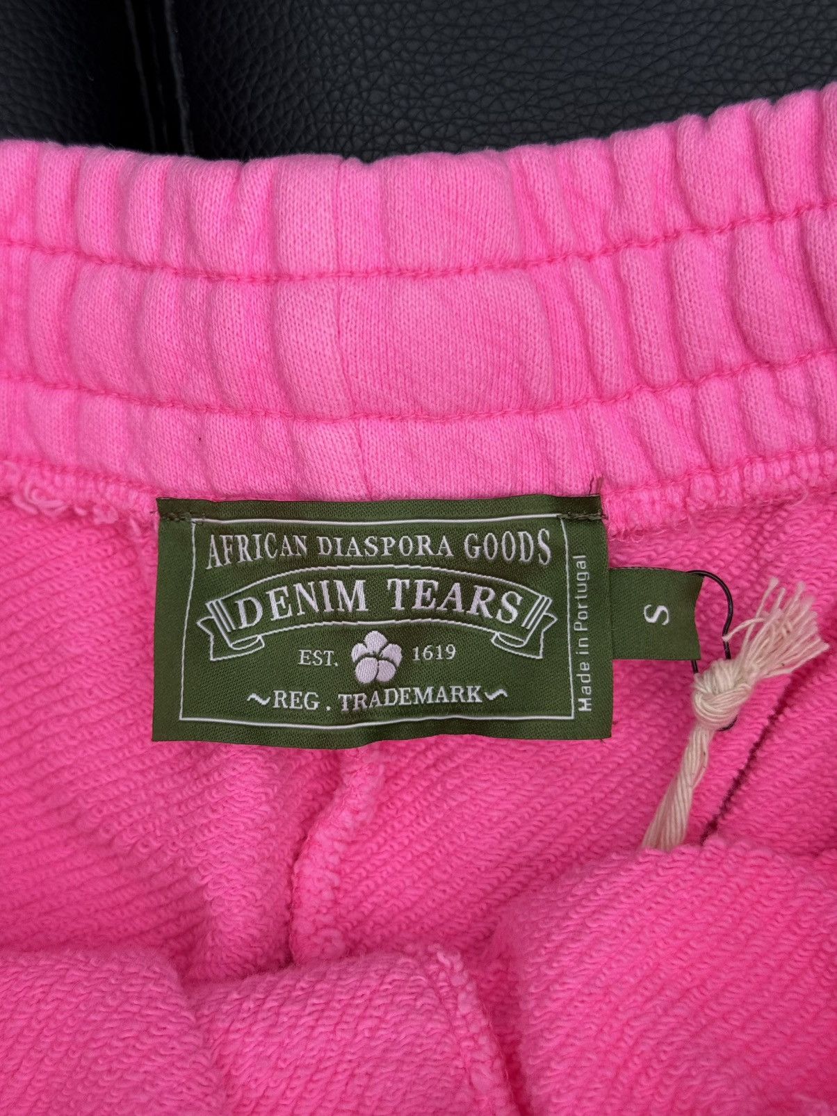 DENIM TEARS Denim Tears 2025 Cotton Wreath Shorts Pink Size Small Size US 29 - 5 Thumbnail