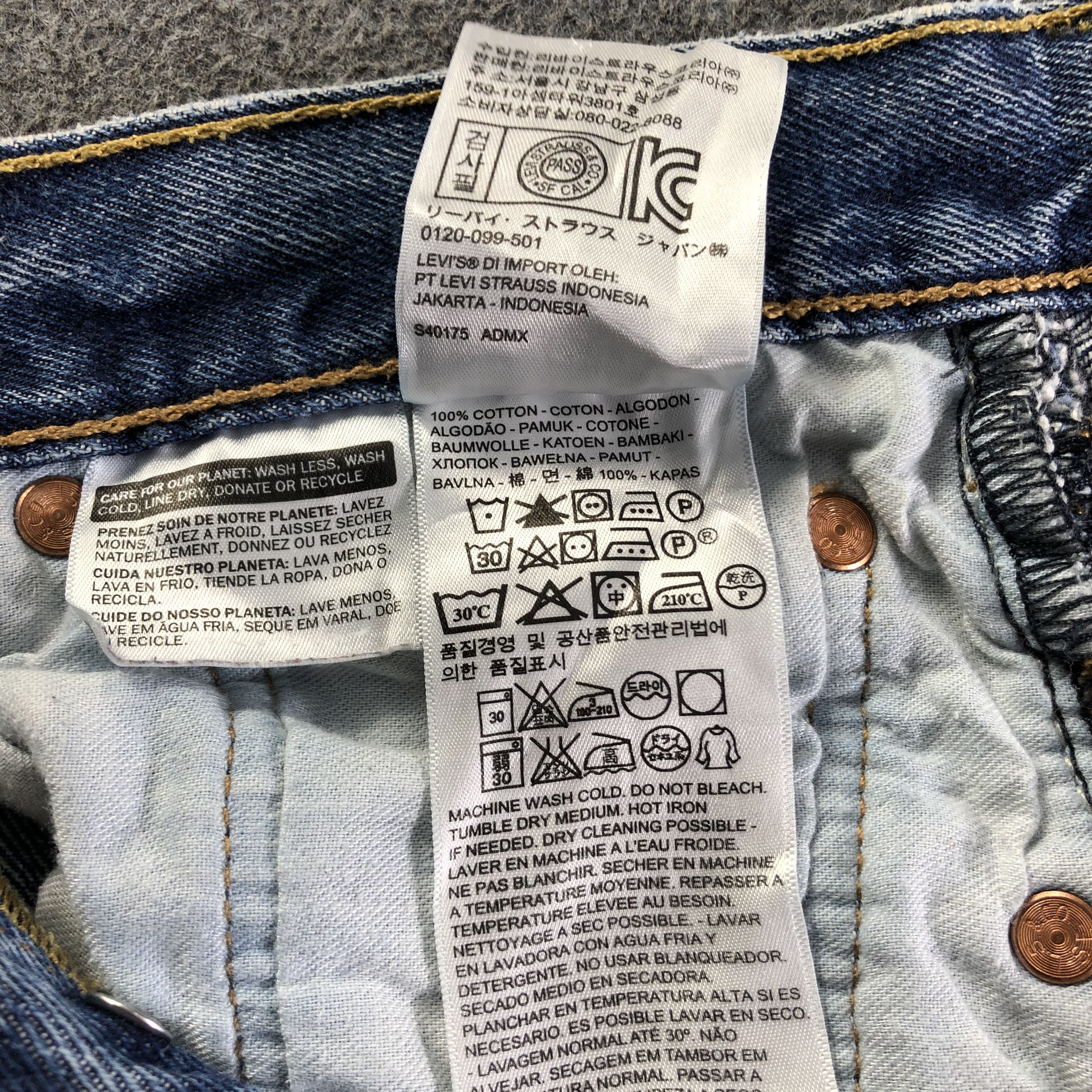 Levi's Vintage Blue Wash Levis 501 Jeans-J4512 Size US 29 - 12 Thumbnail