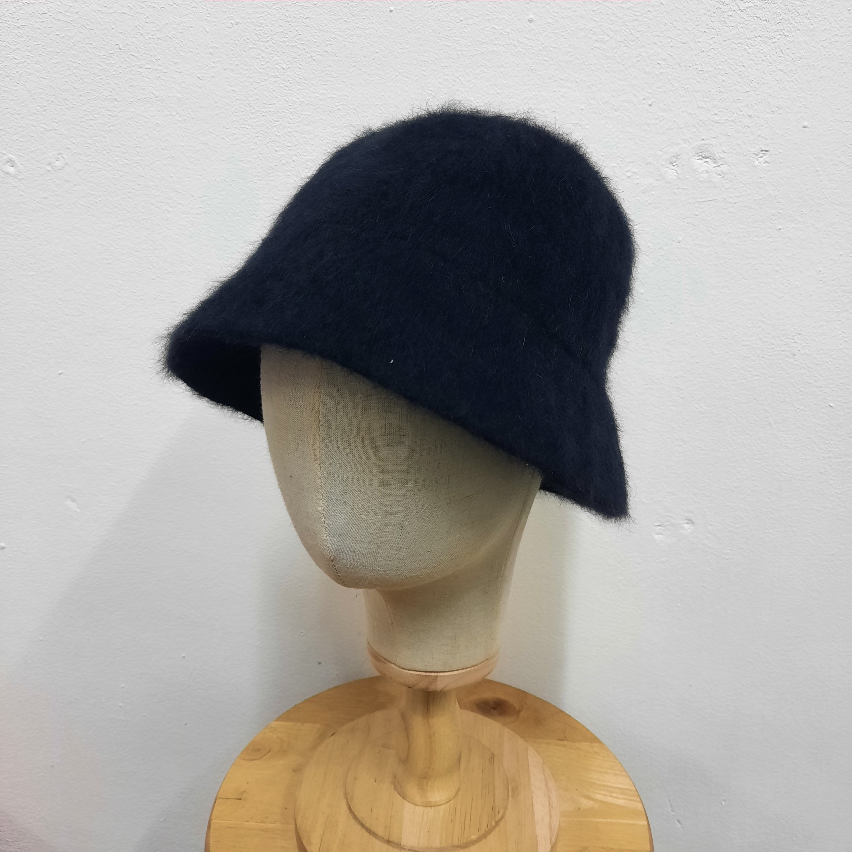 Japanese Brand 💥 Japanese brand super black fur daisy hat Size ONE SIZE - 2 Thumbnail
