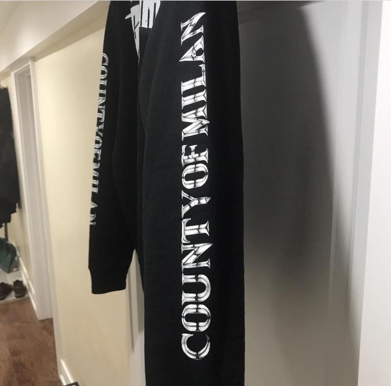 Marcelo Burlon Marcelo Burlon Dragon Sweatshirt M Size US M / EU 48-50 / 2 - 3 Thumbnail