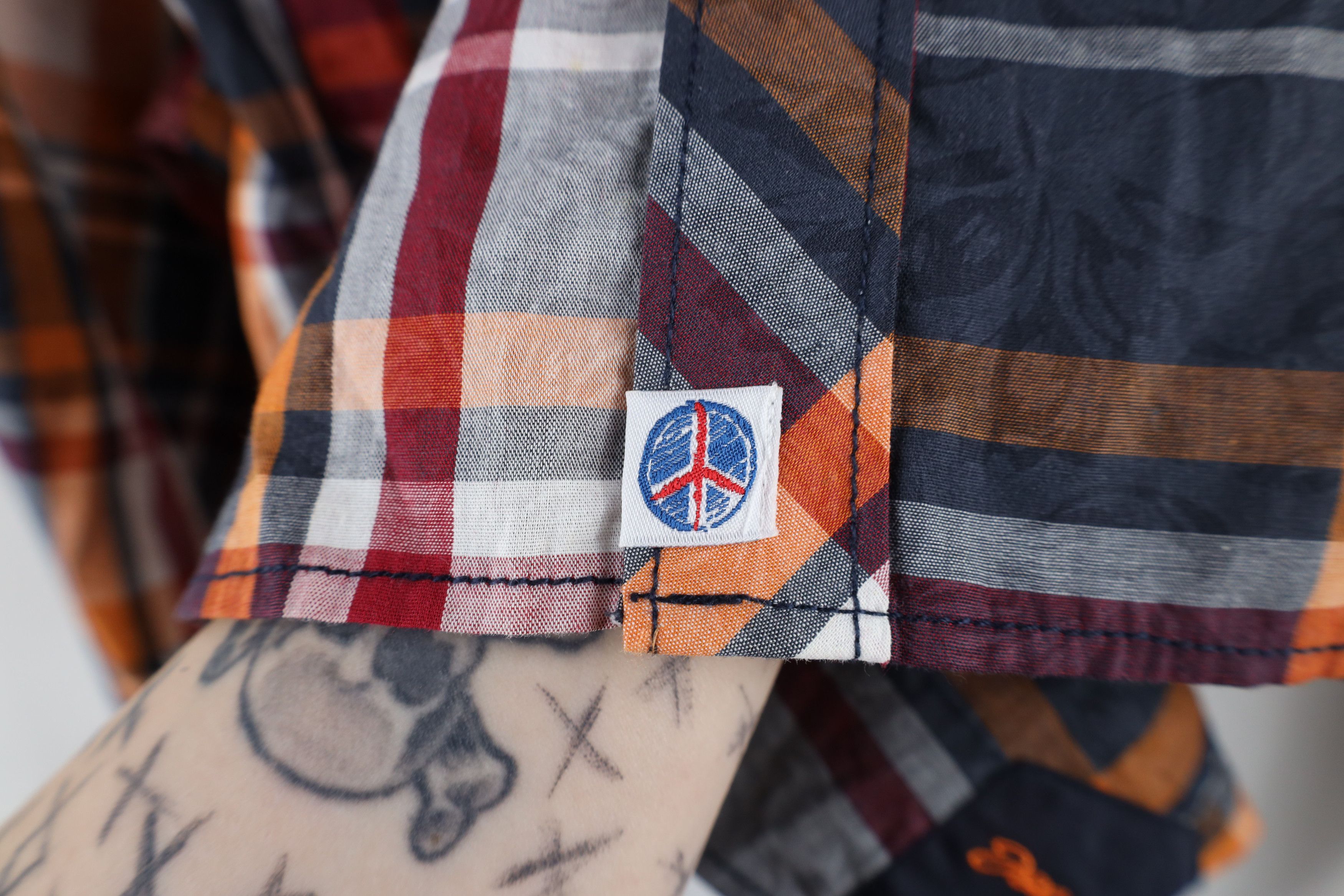 Vintage Vintage John Lennon Western Collared Button Shirt Plaid Size US M / EU 48-50 / 2 - 9 Thumbnail