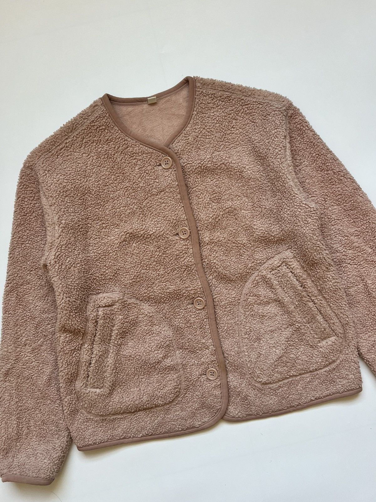 Uniqlo Uniqlo Cropped Cardigan Fleece Sherpa Size L / US 10 / IT 46 - 2 Thumbnail