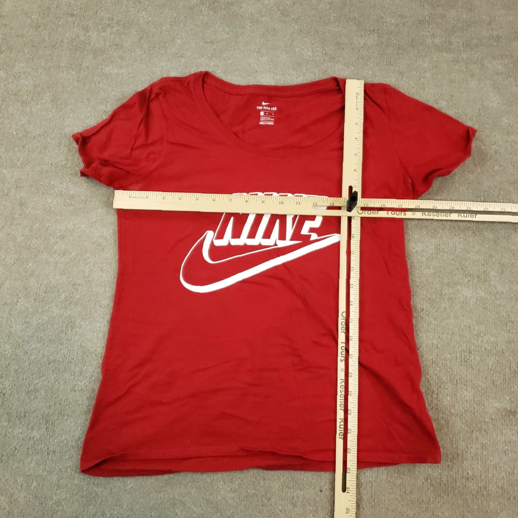 Nike Nike T-shirt Womens Medium Red Athletic Fit Round Neck Short Sleeve Casual Size M / US 6-8 / IT 42-44 - 2 Thumbnail