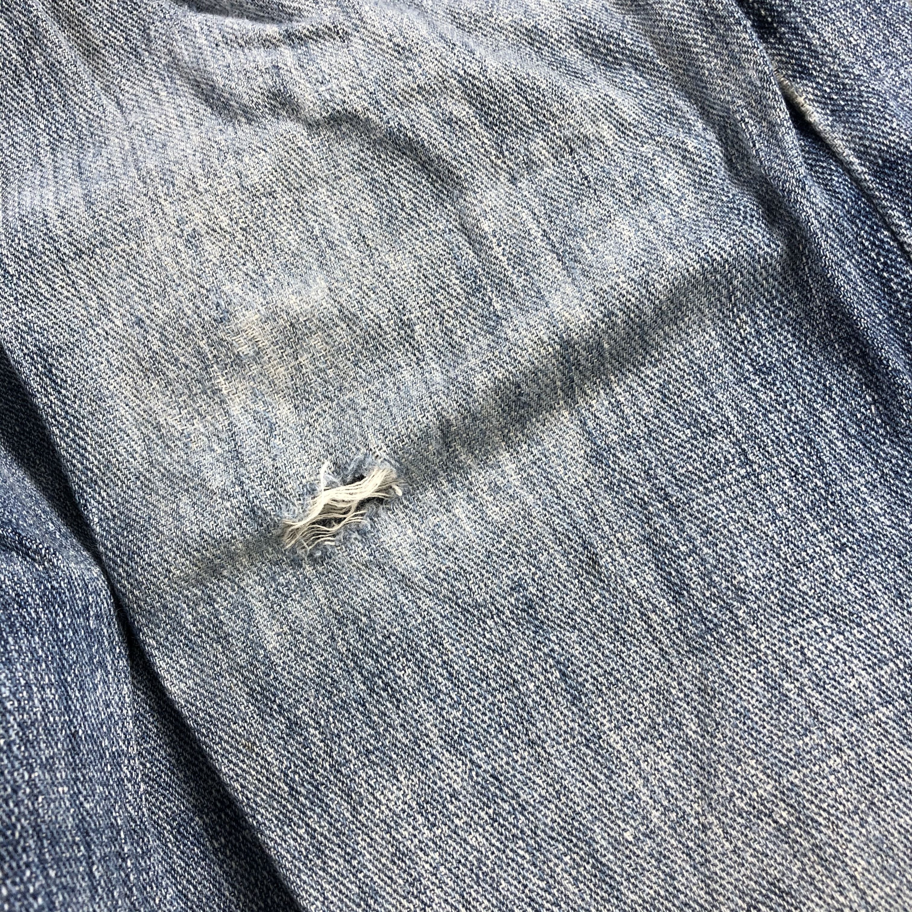 Levi's Vintage Blue Wash Levis 505 Jeans-J2028 Size US 35 - 12 Thumbnail