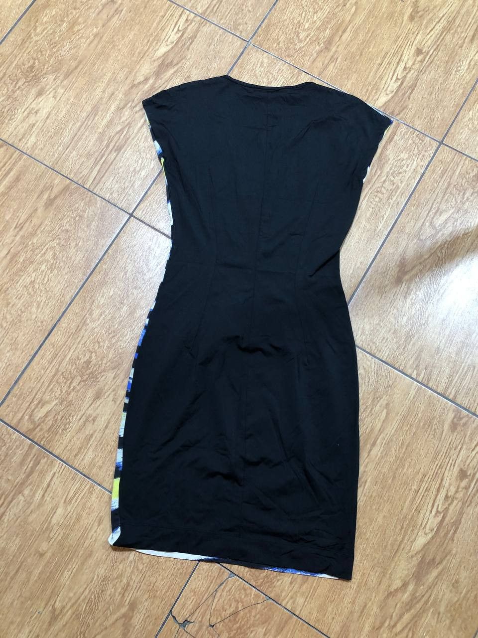 Just Cavalli Just Cavalli Abstract Print Bodycon Mini Dress Multi Color Size S / US 4 / IT 40 - 12 Thumbnail