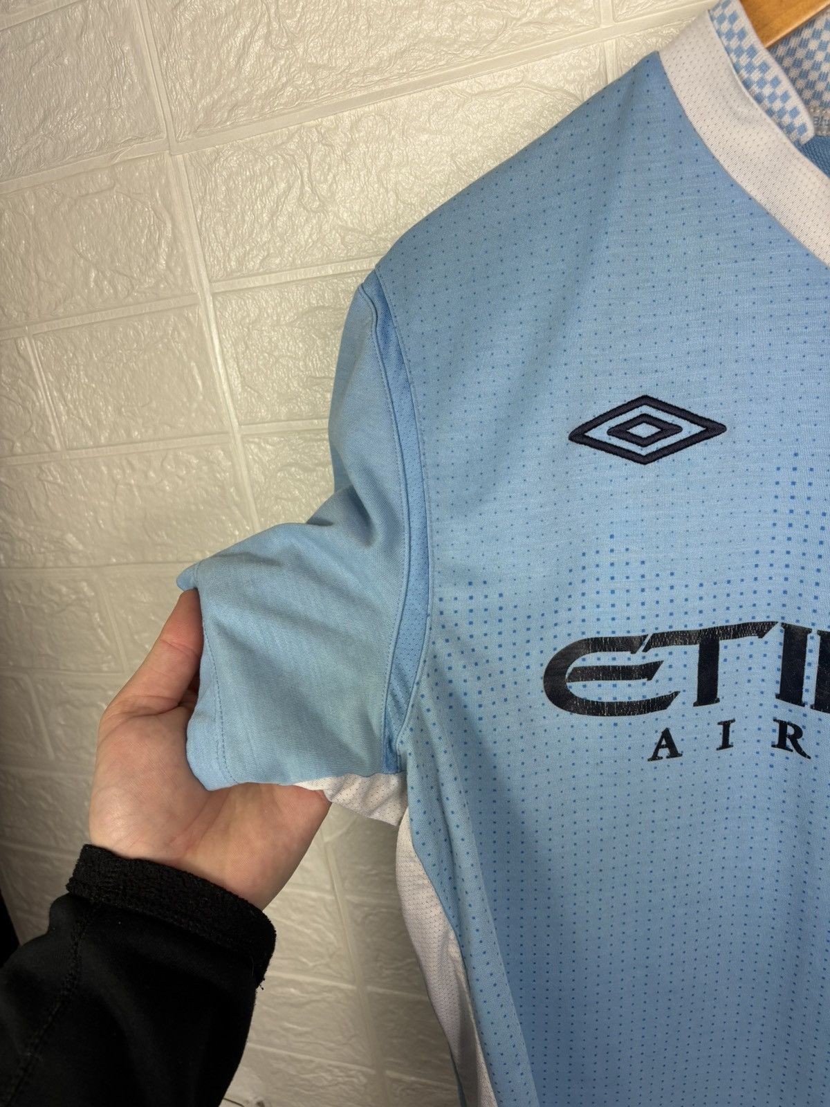 Umbro MANCHESTER CITY #21 SILVA 2011/2012 FOOTBALL SHIRT JERSEY Size US M / EU 48-50 / 2 - 5 Thumbnail