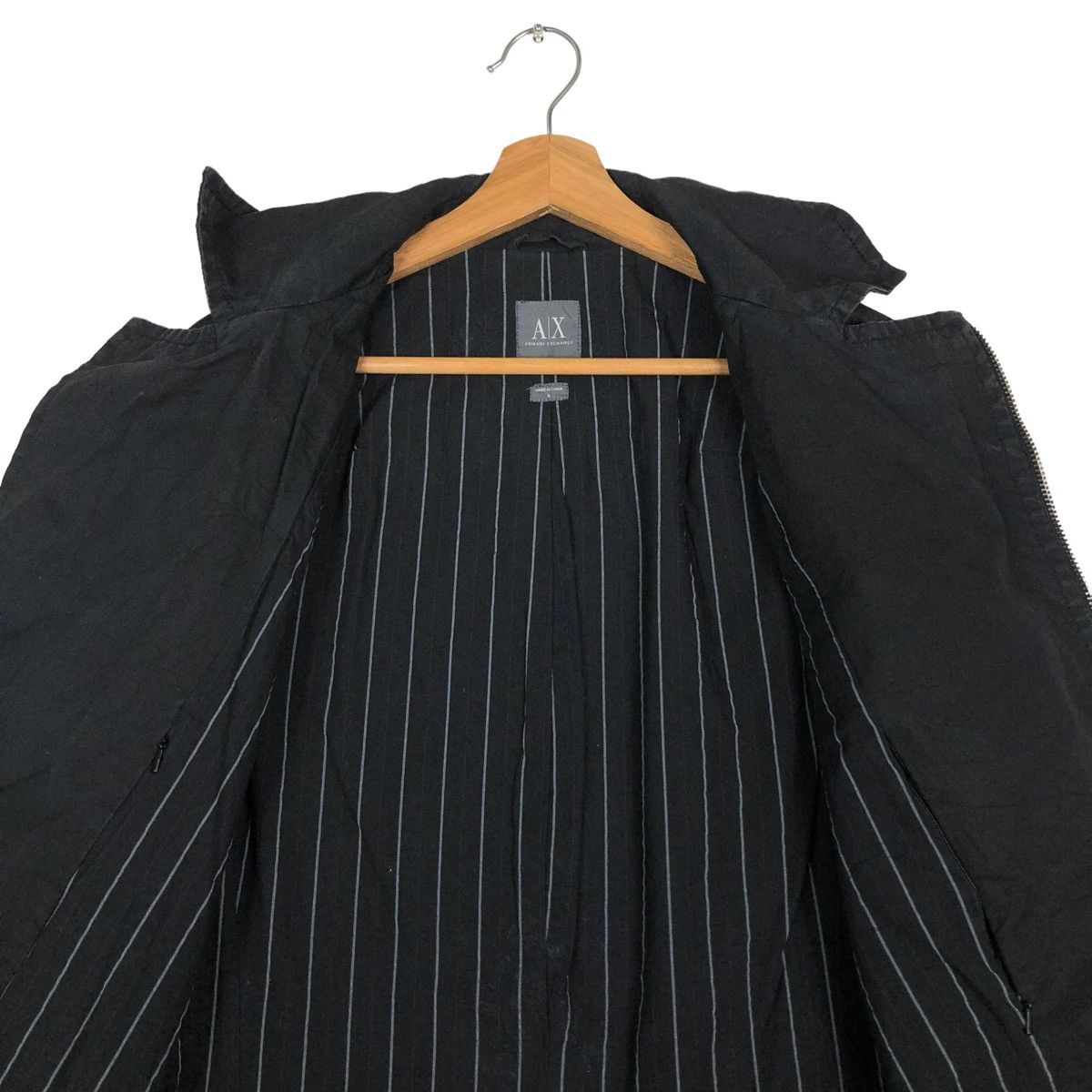 Armani Exchange 🔥CROPPED BIKER JACKET RACER STRIPED DESIGN ARMANI EXCHANGE Size US S / EU 44-46 / 1 - 12 Thumbnail