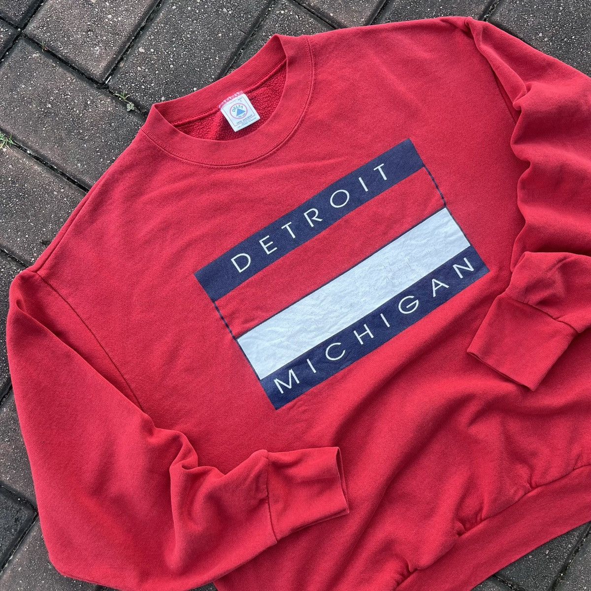 Delta × Vintage VINTAGE 90s DELTA TAG DETROIT MICHIGAN SPELLOUT SWEATSHIRT Size US L / EU 52-54 / 3 - 4 Thumbnail