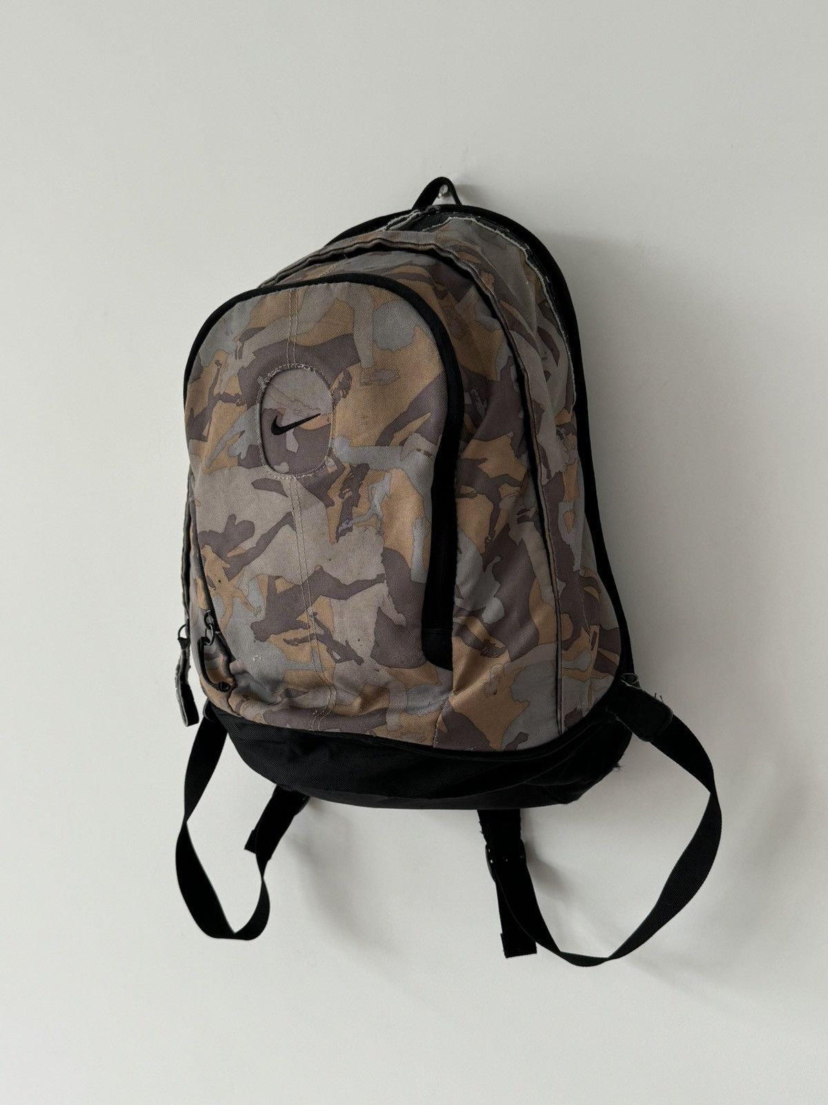Nike × Vintage Vintage Y2K Nike Center Swoosh Backpack Size ONE SIZE - 2 Thumbnail